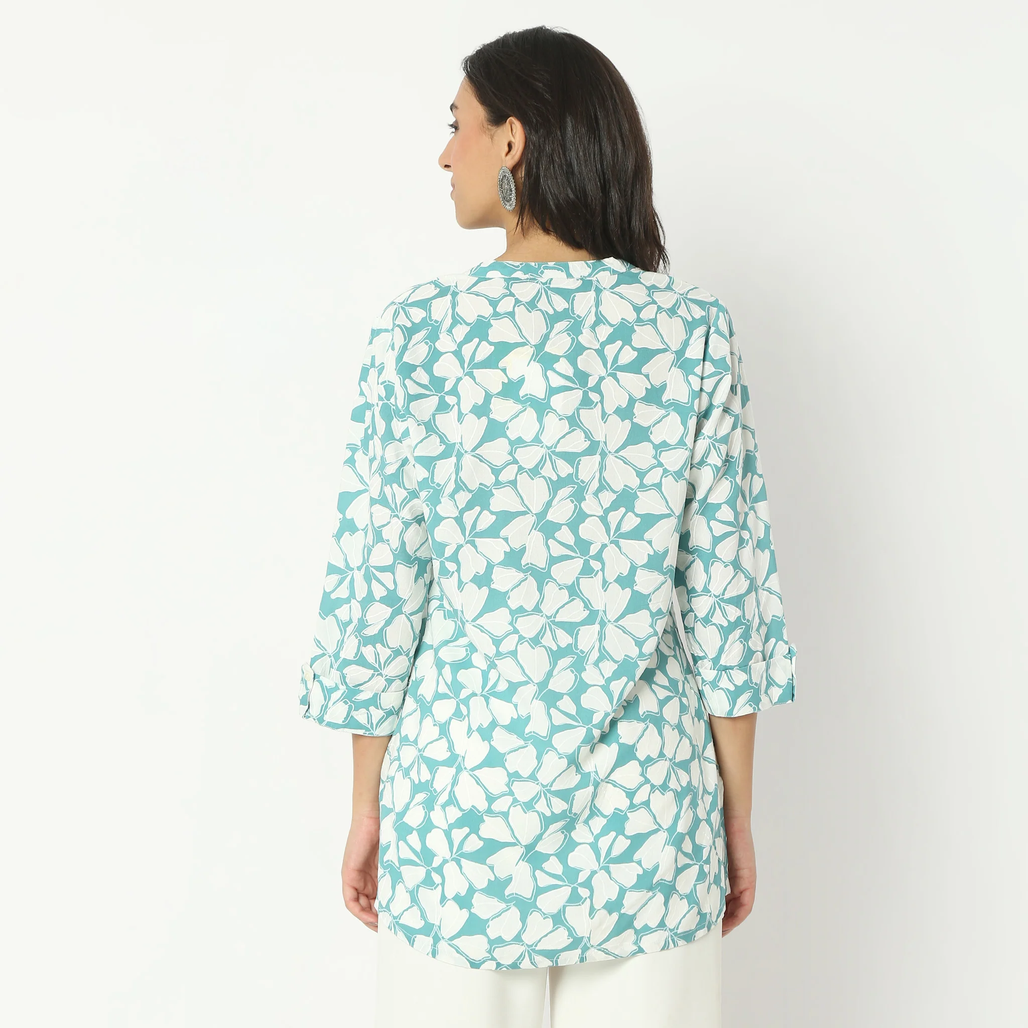Straight Fit Printed Above Knee Band Collar Short Kurta - Image 3