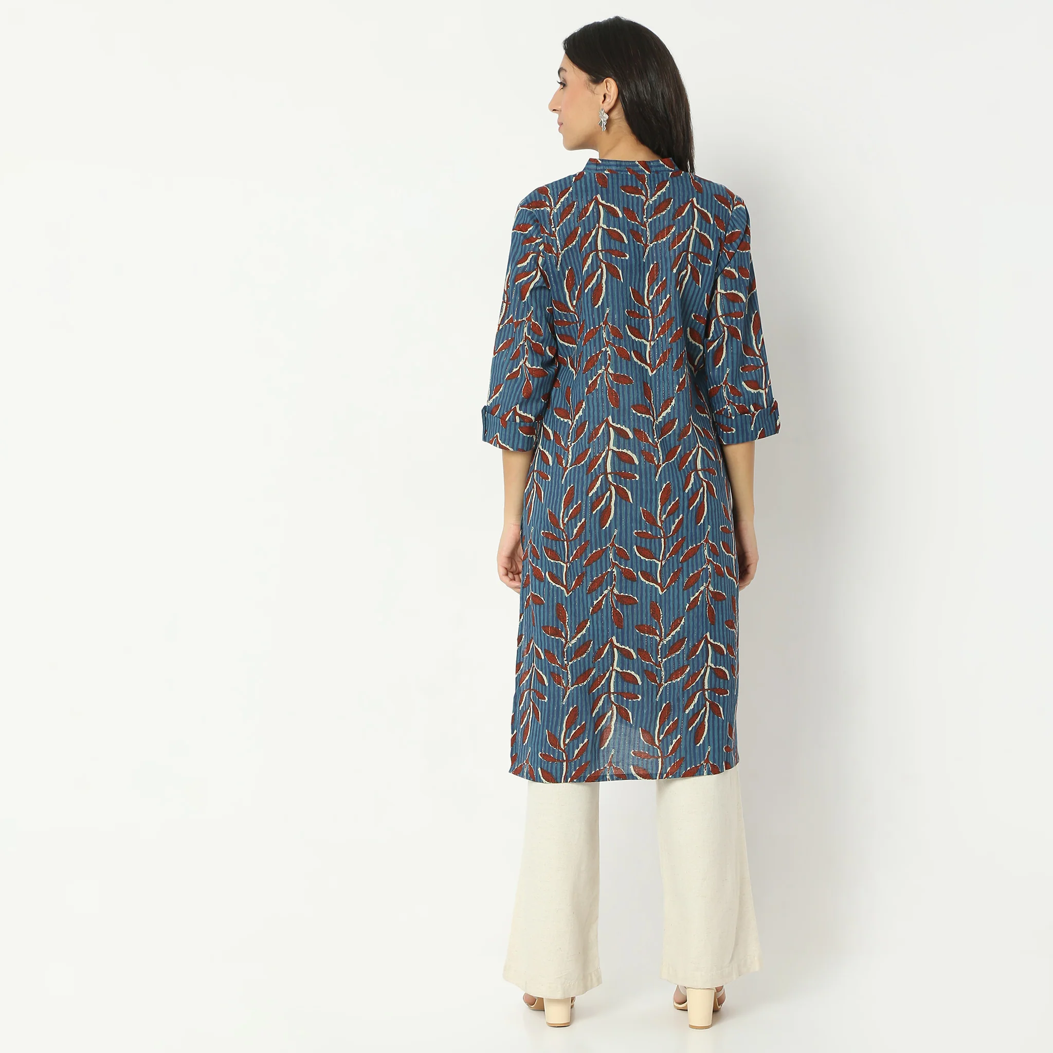 Straight Fit Printed Calf Length Band Neck Kurta - Image 3