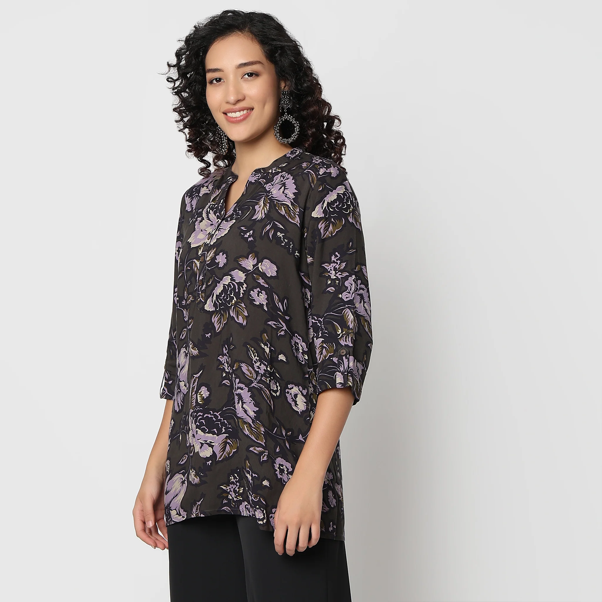 Straight Fit Printed Band Neck Short Kurta - Image 4