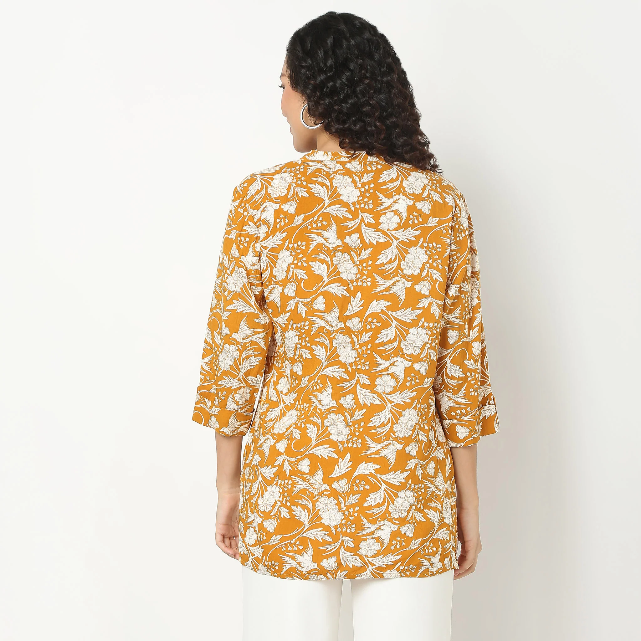 Straight Fit Printed Band Neck Short Kurta - Image 3