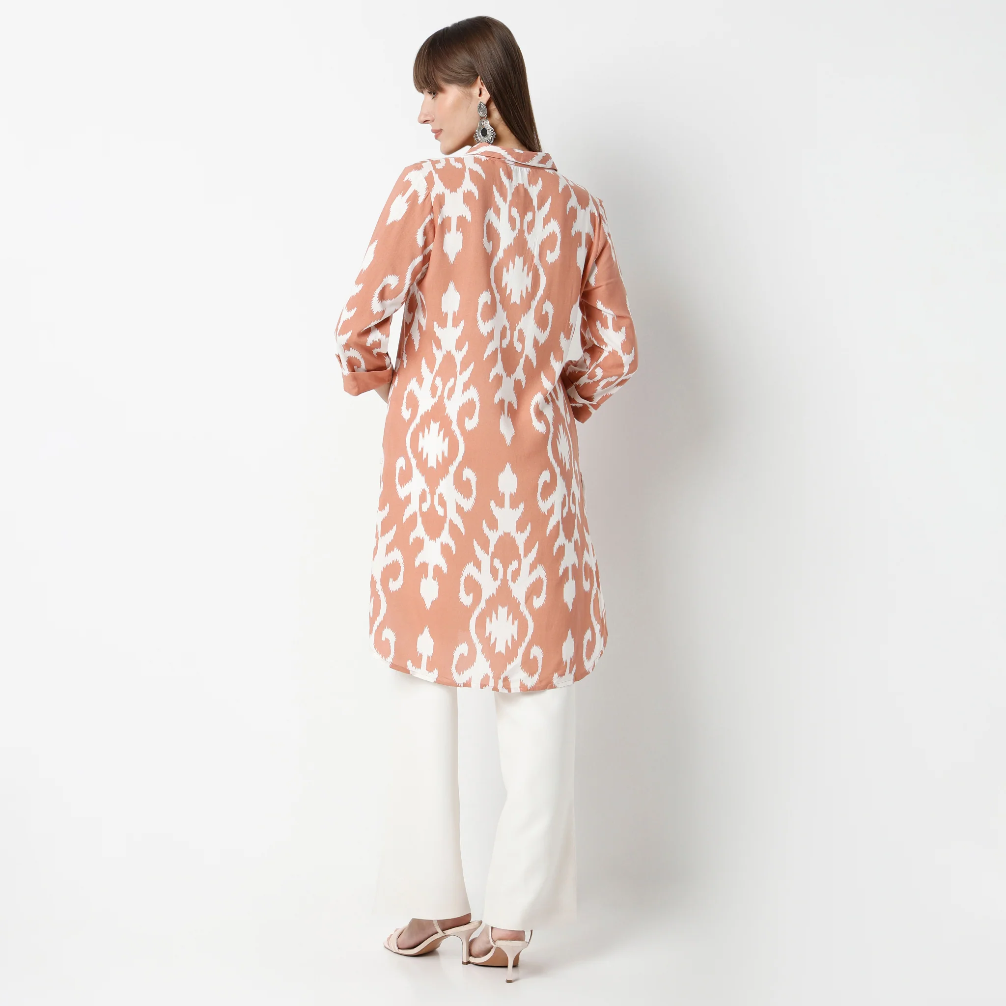Straight Fit Printed Below Knee Shirt Collar Kurta - Image 3