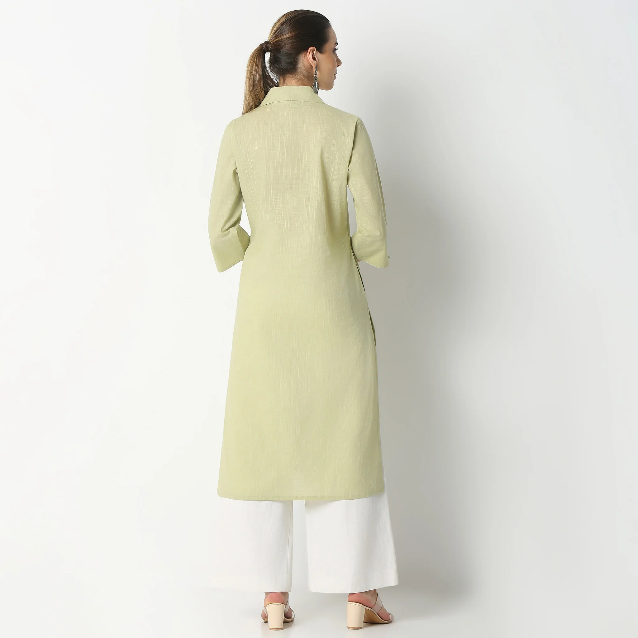 Straight Fit Printed Below Knee Lapel Collar Kurta - Image 3