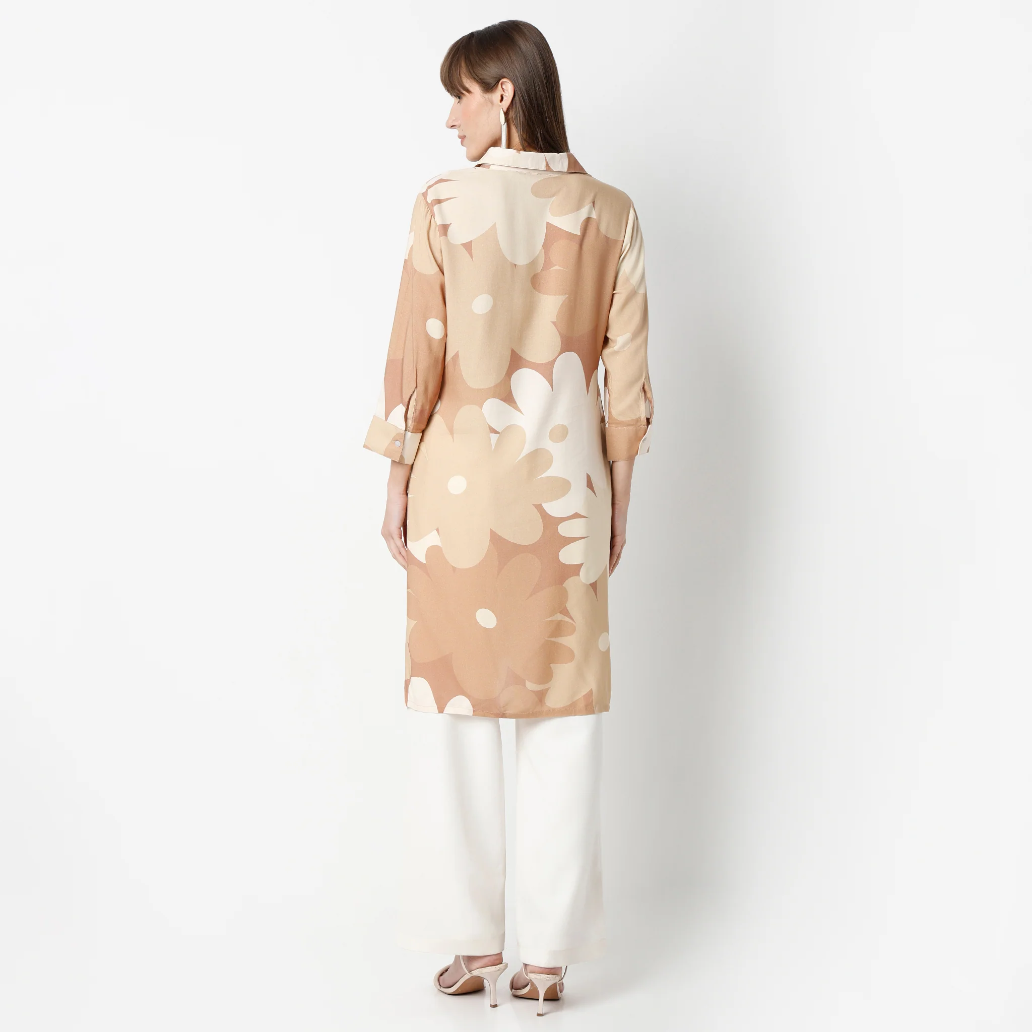 Printed Shirt Collar Kurta - Image 3