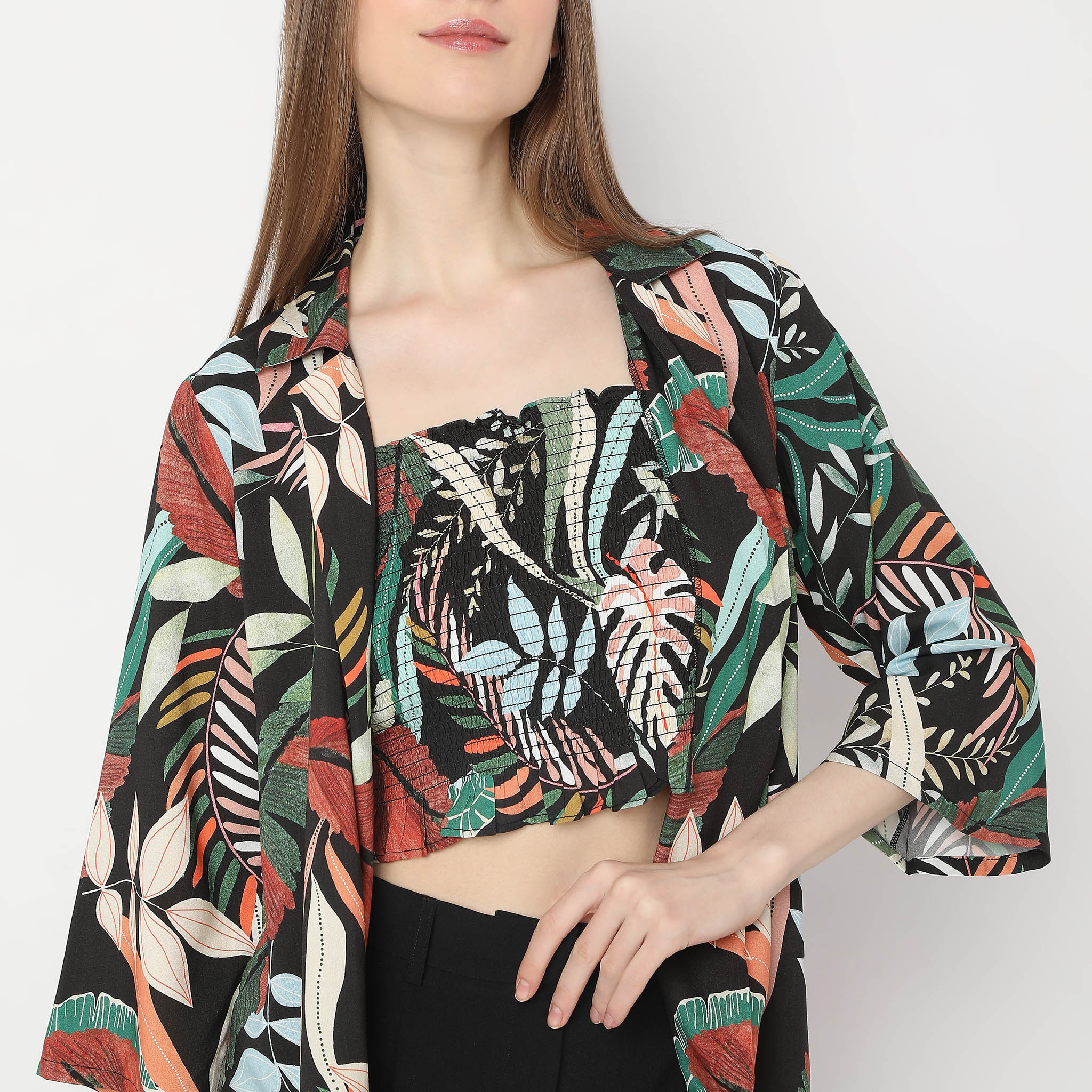 Straight Fit Printed Camp Collar Ruched Top - Image 5