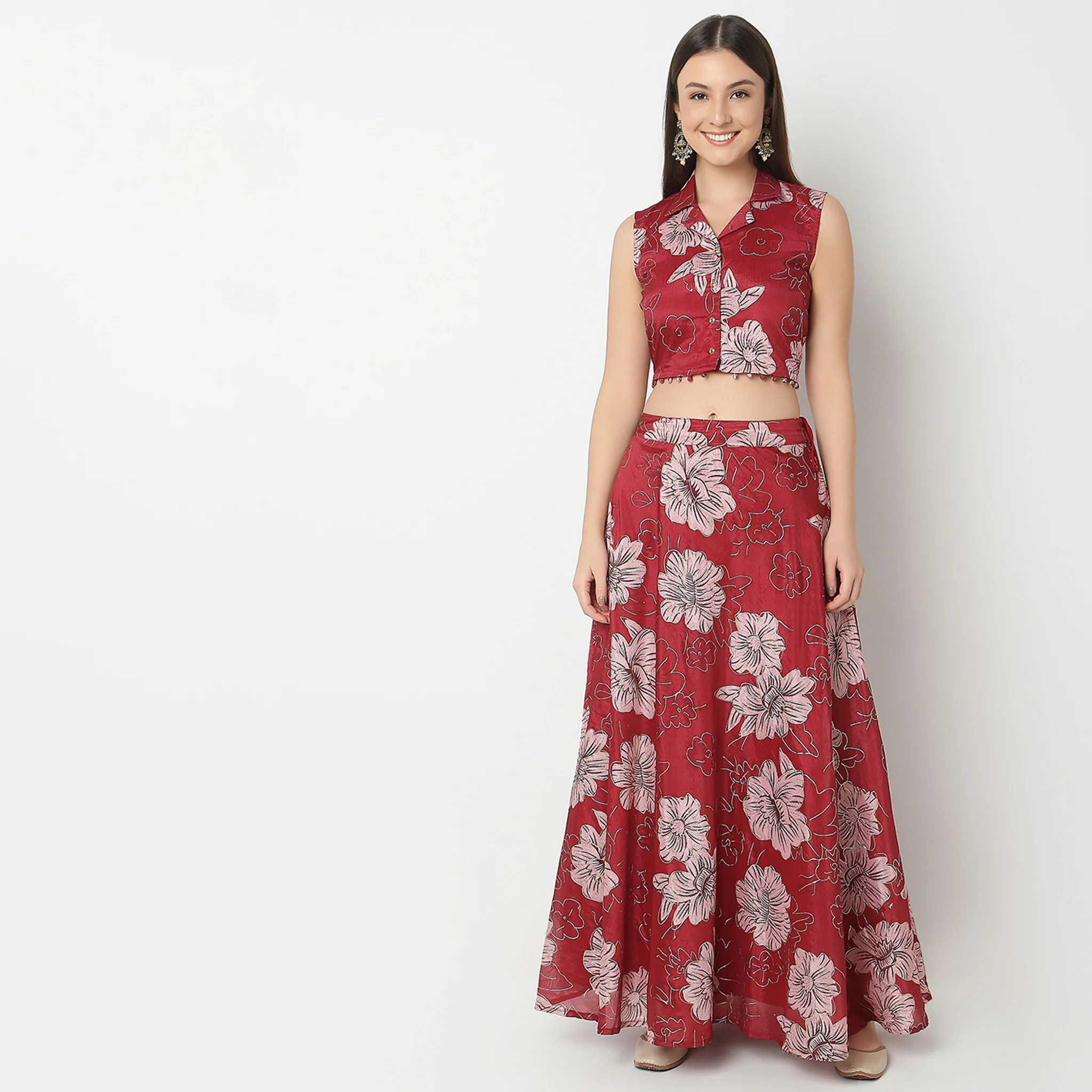 Straight Fit Printed Crop Top - Image 4