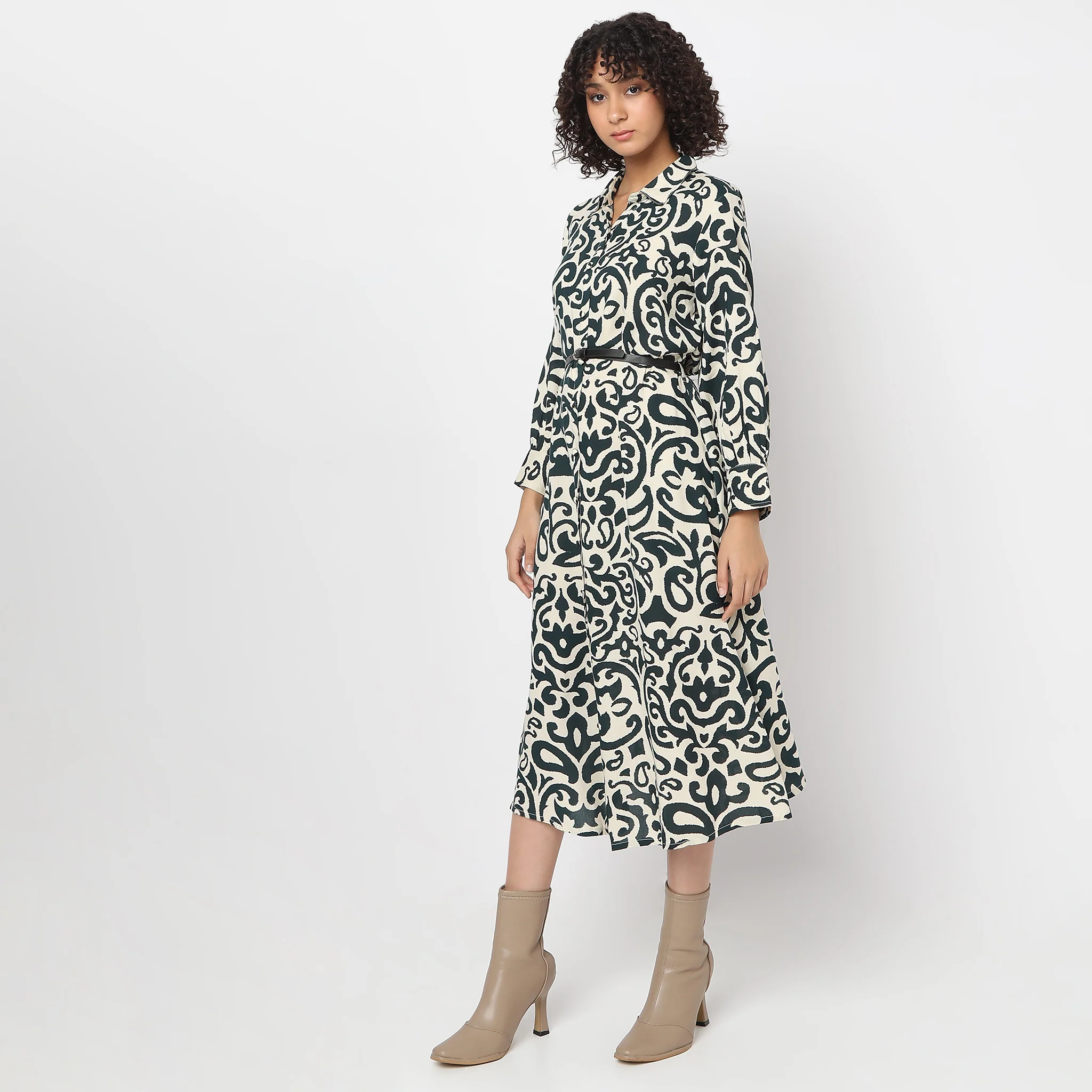 Straight Fit Printed Dress - Image 5