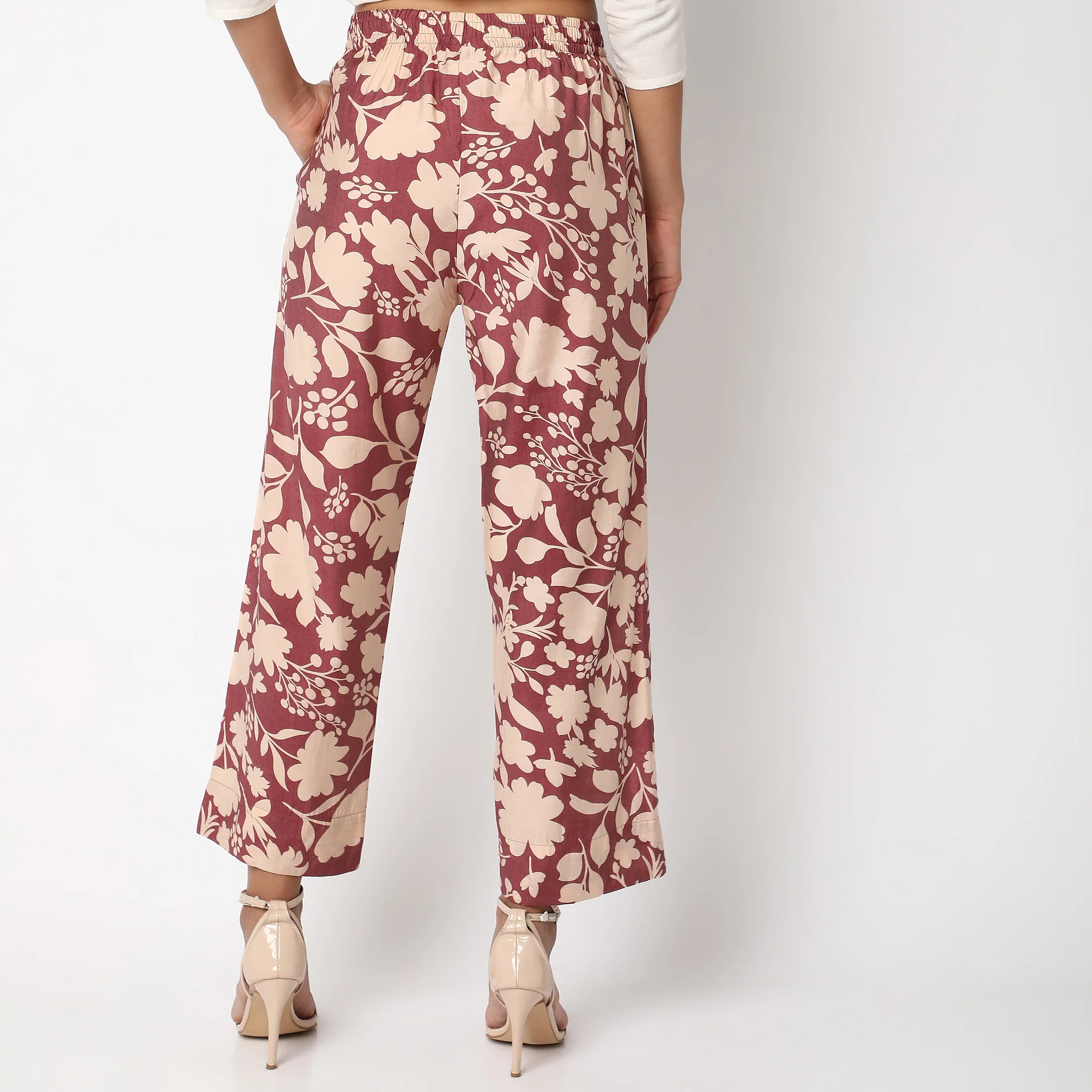 Straight Fit Printed Ethnic Pants - Image 4