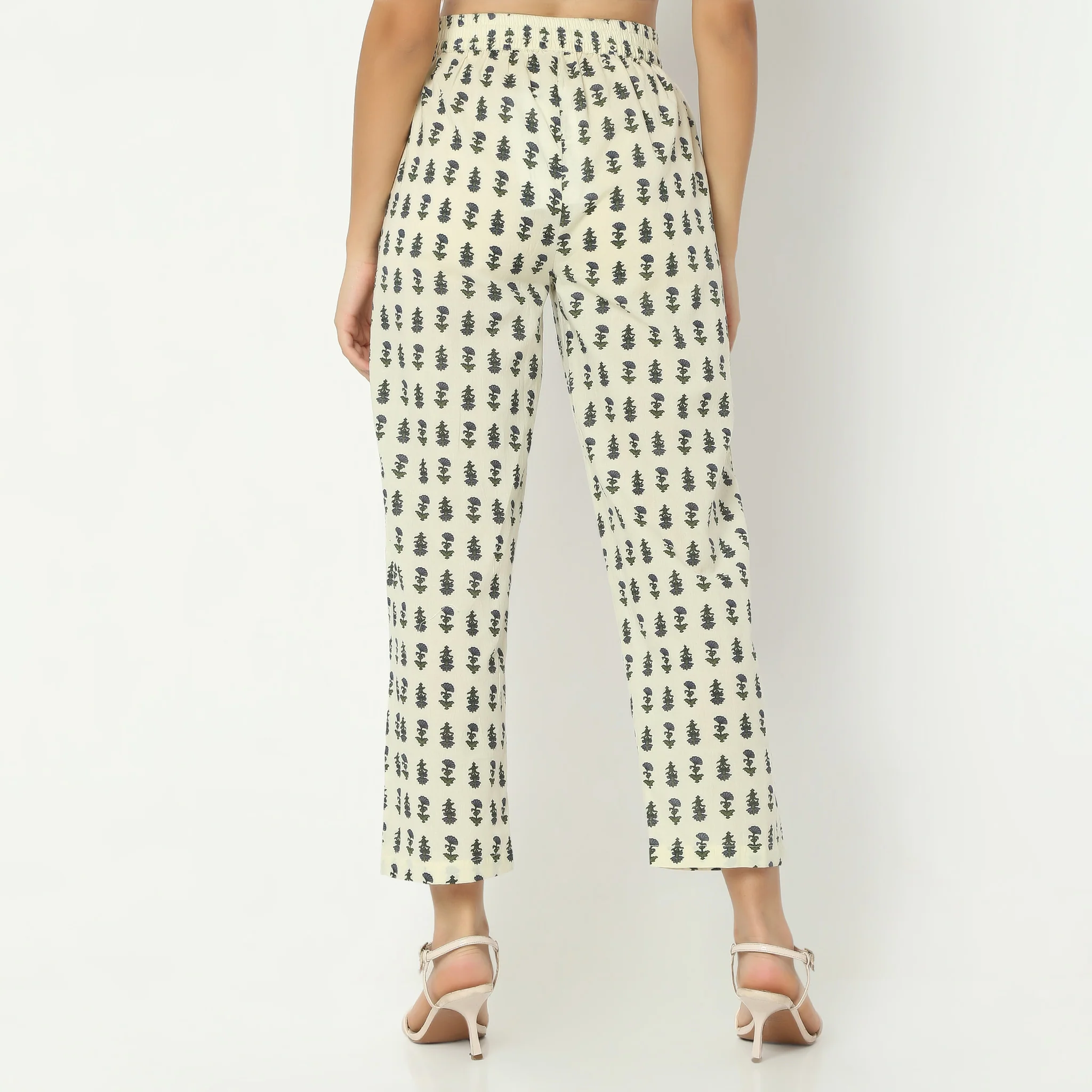 Straight Fit Printed Full Length Mid Rise Pants - Image 3