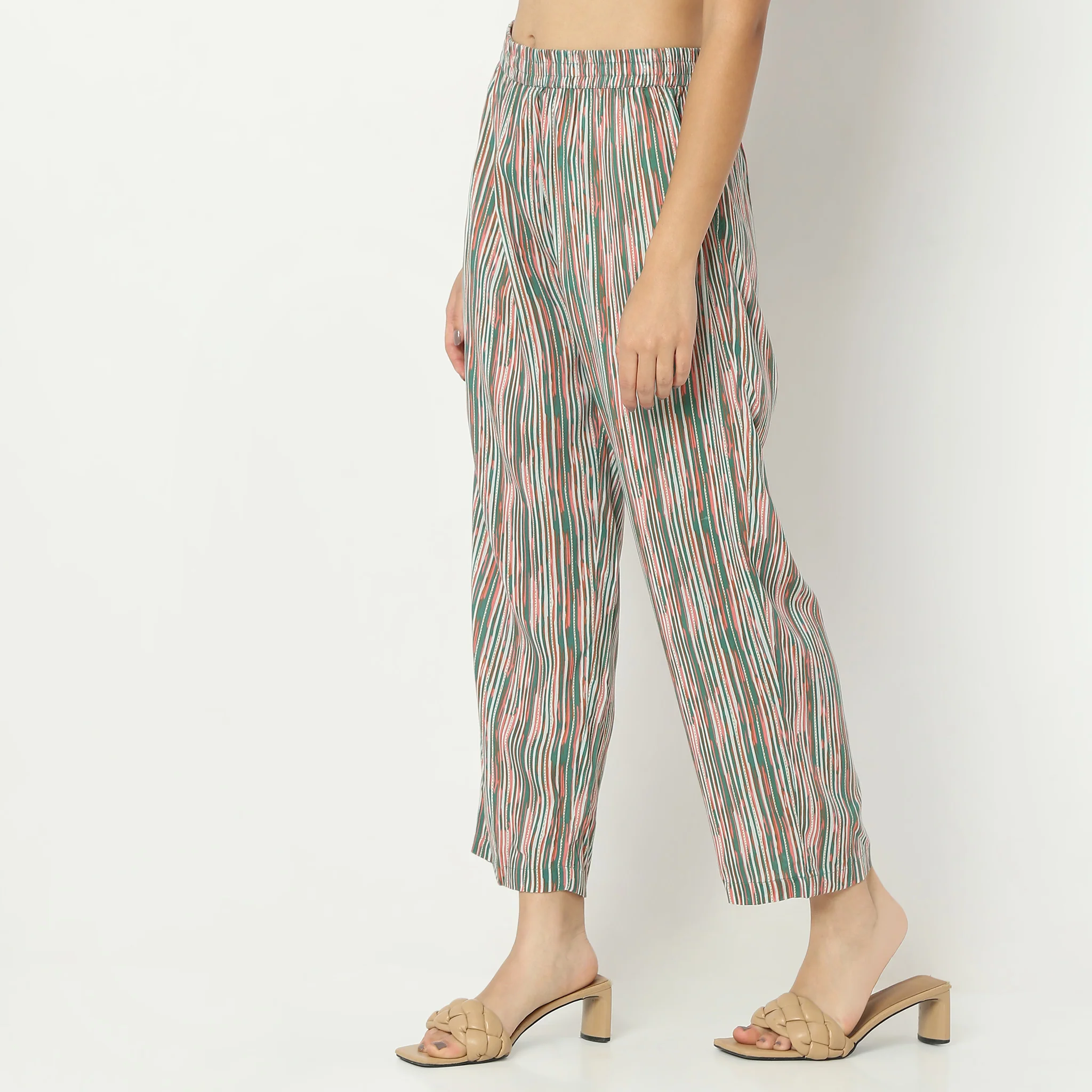 Straight Fit Printed Full Length Mid Rise Pants - Image 5