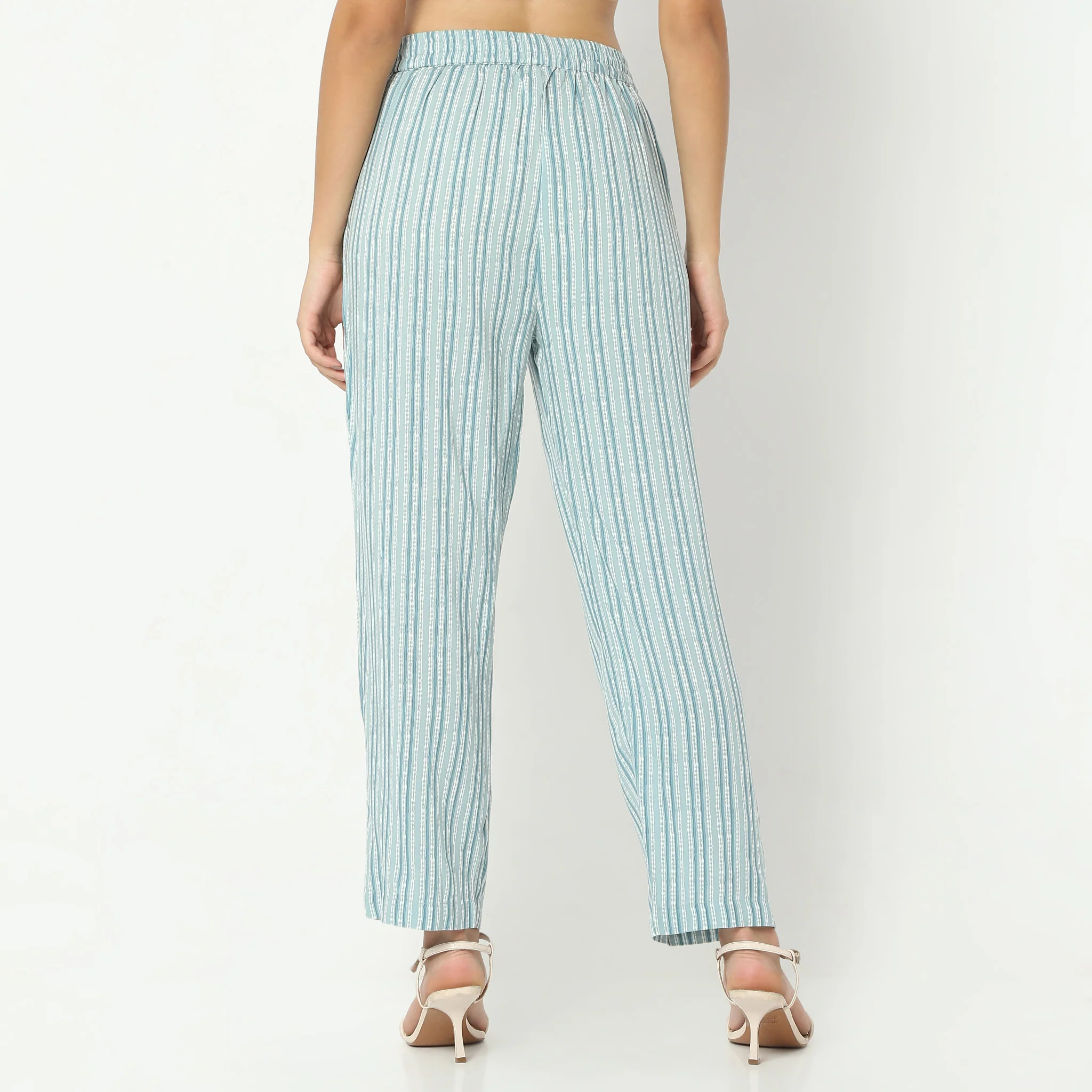 Straight Fit Printed Full Length Mid Rise Pants - Image 3
