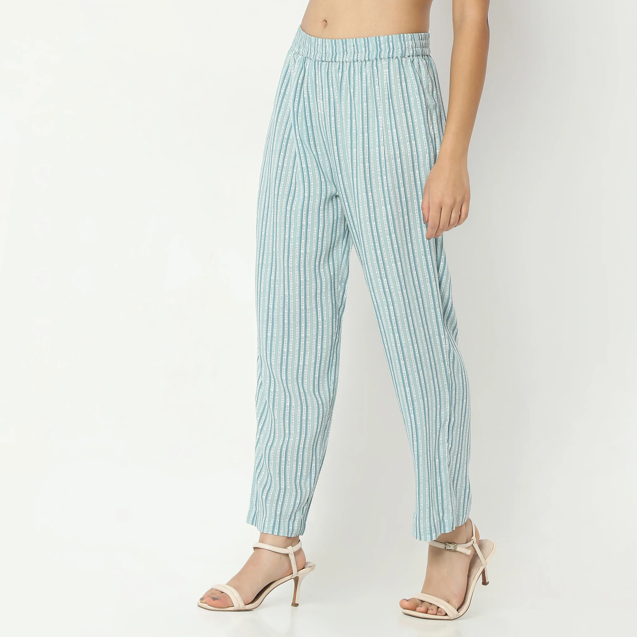 Straight Fit Printed Full Length Mid Rise Pants - Image 5