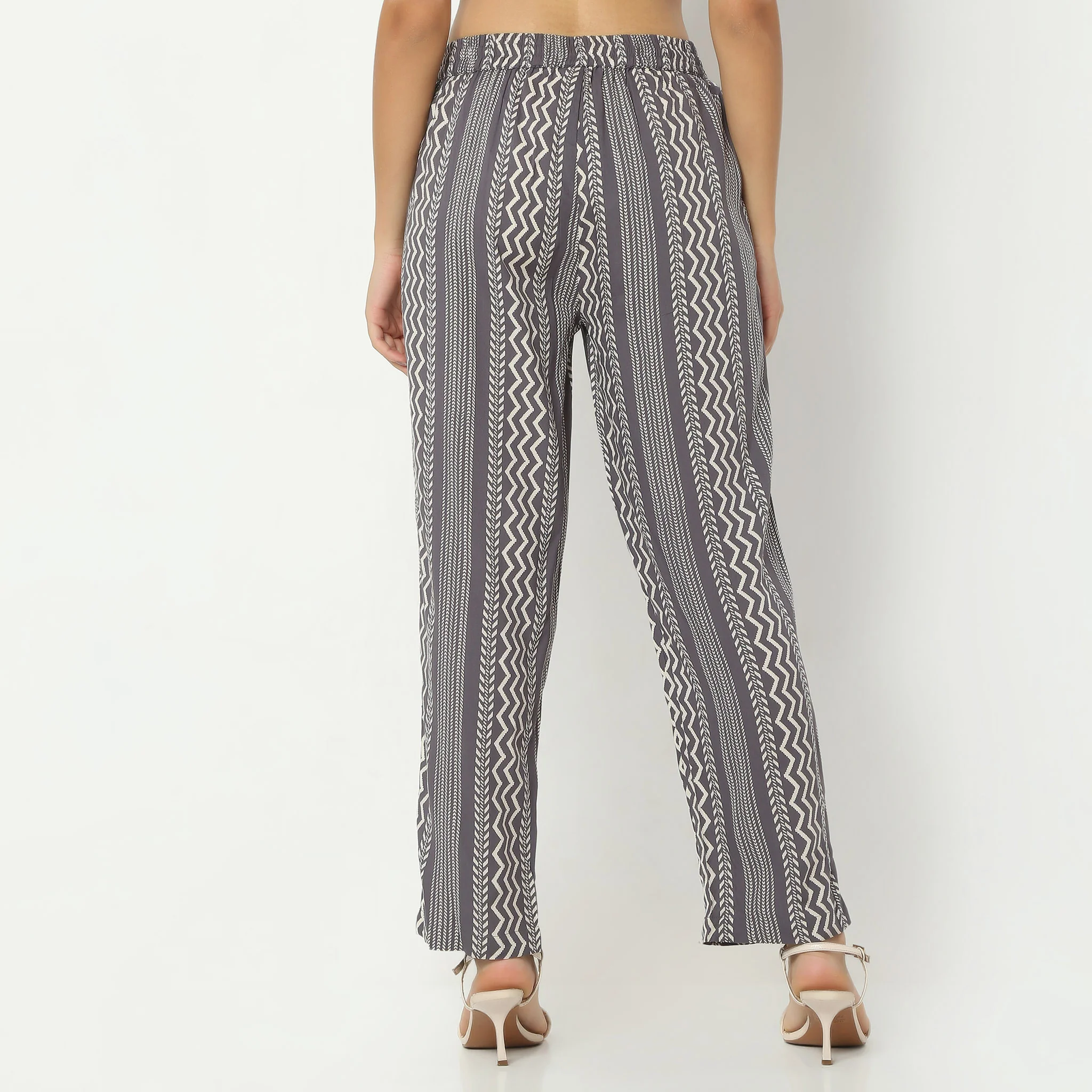 Straight Fit Printed Full Length Mid Rise Pants - Image 3