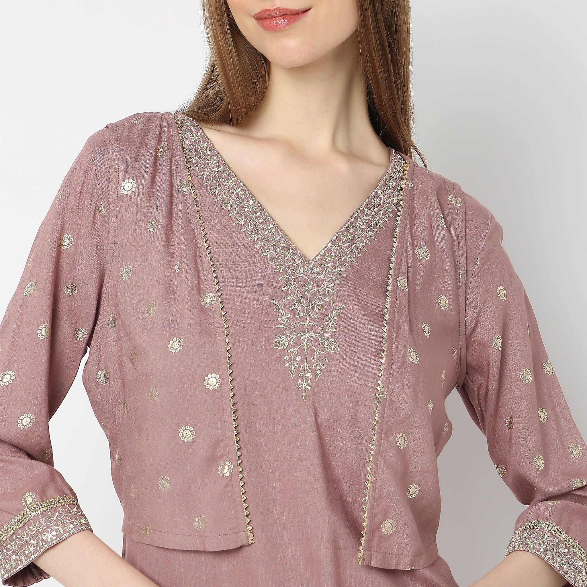 Straight Fit Printed Knee Length Kurta - Image 4