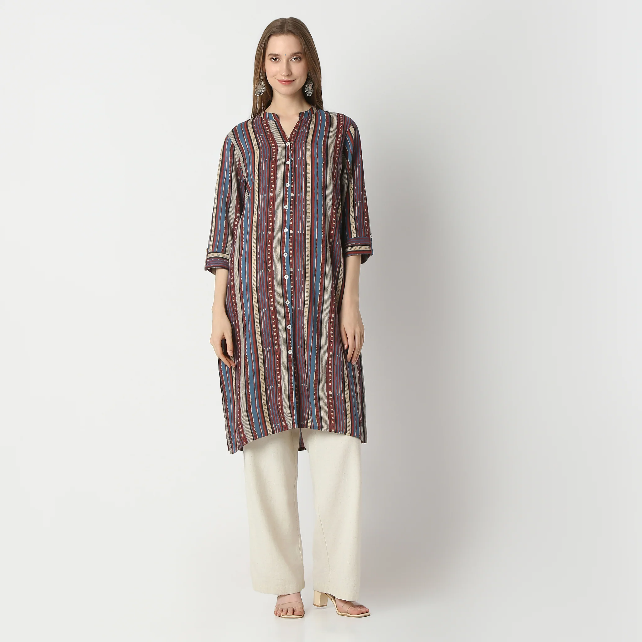Straight Fit Printed Knee Length Band Collar Half Placket Kurta - Image 2