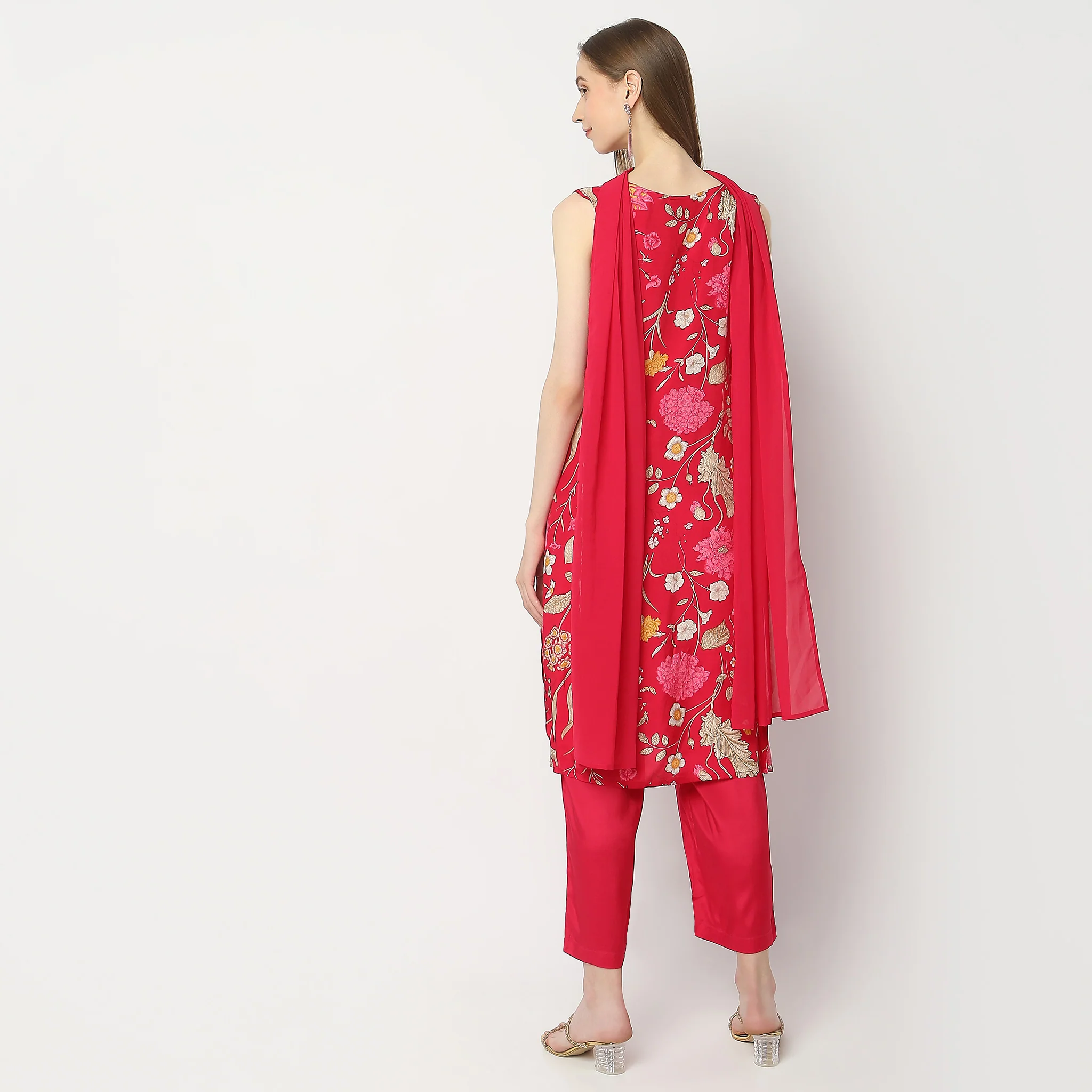 Straight Fit Printed Kurta And Pant With Dupatta Set - Image 3