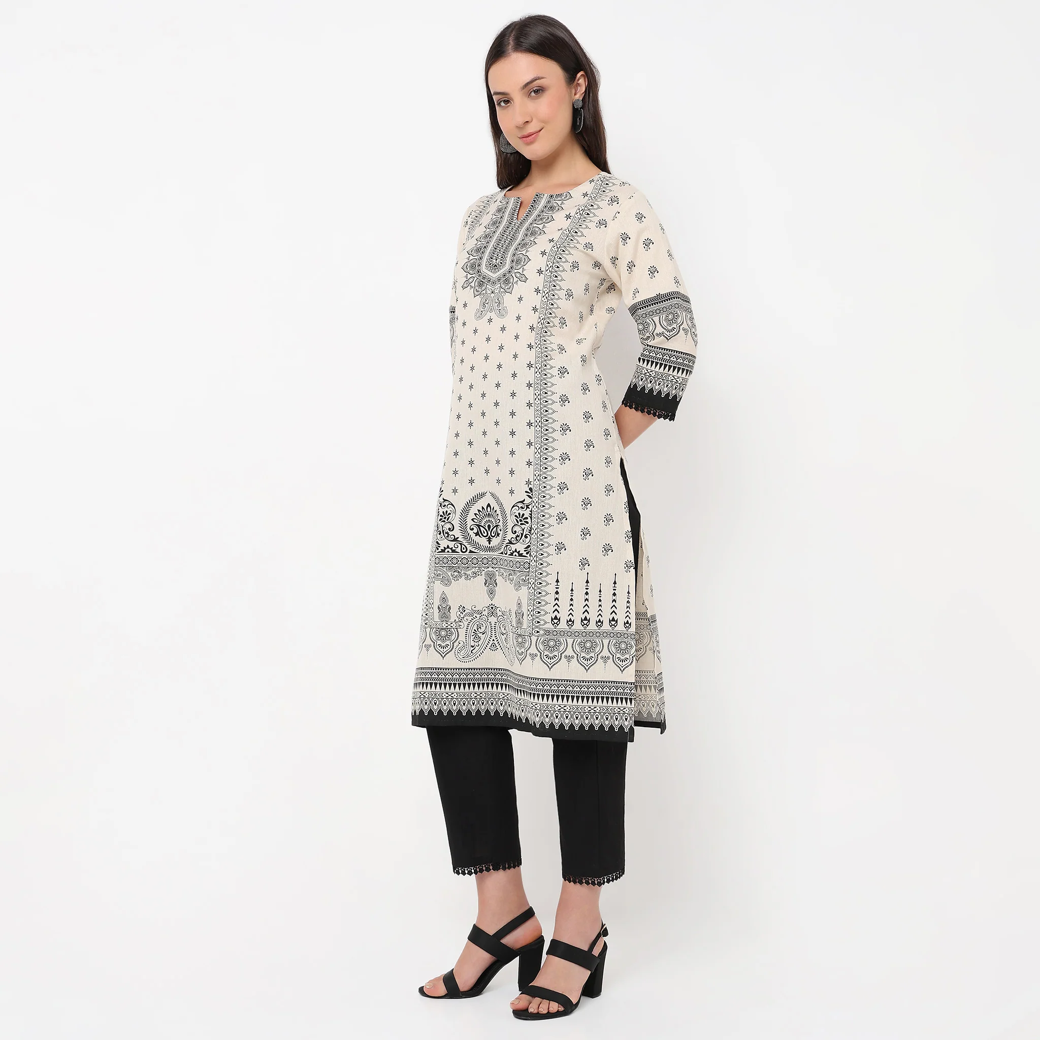 Straight Fit Printed Kurta And Pant With Dupatta Set - Image 4