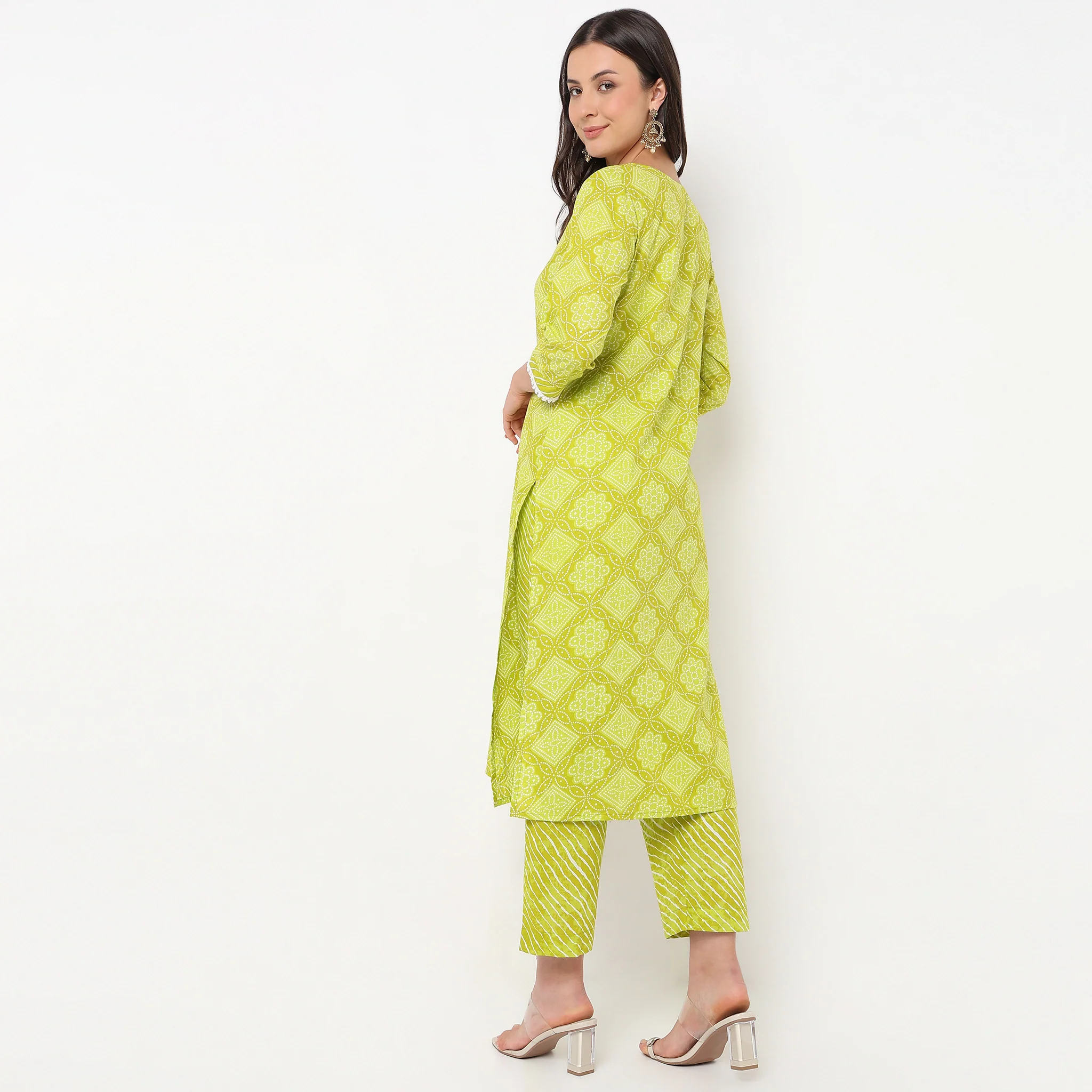 Straight Fit Printed Kurta And Pant With Dupatta Set - Image 3