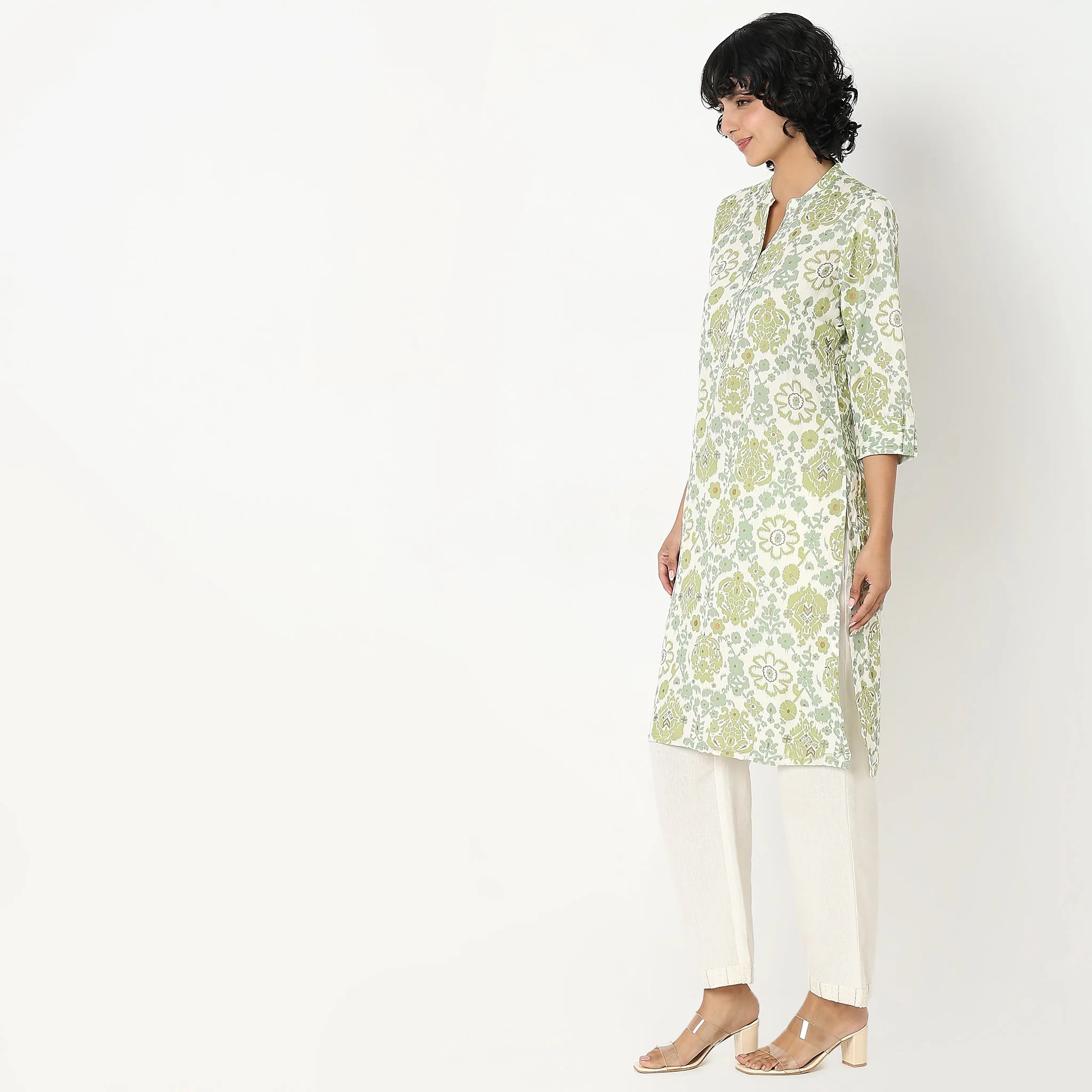 Straight Fit Printed Kurta - Image 10