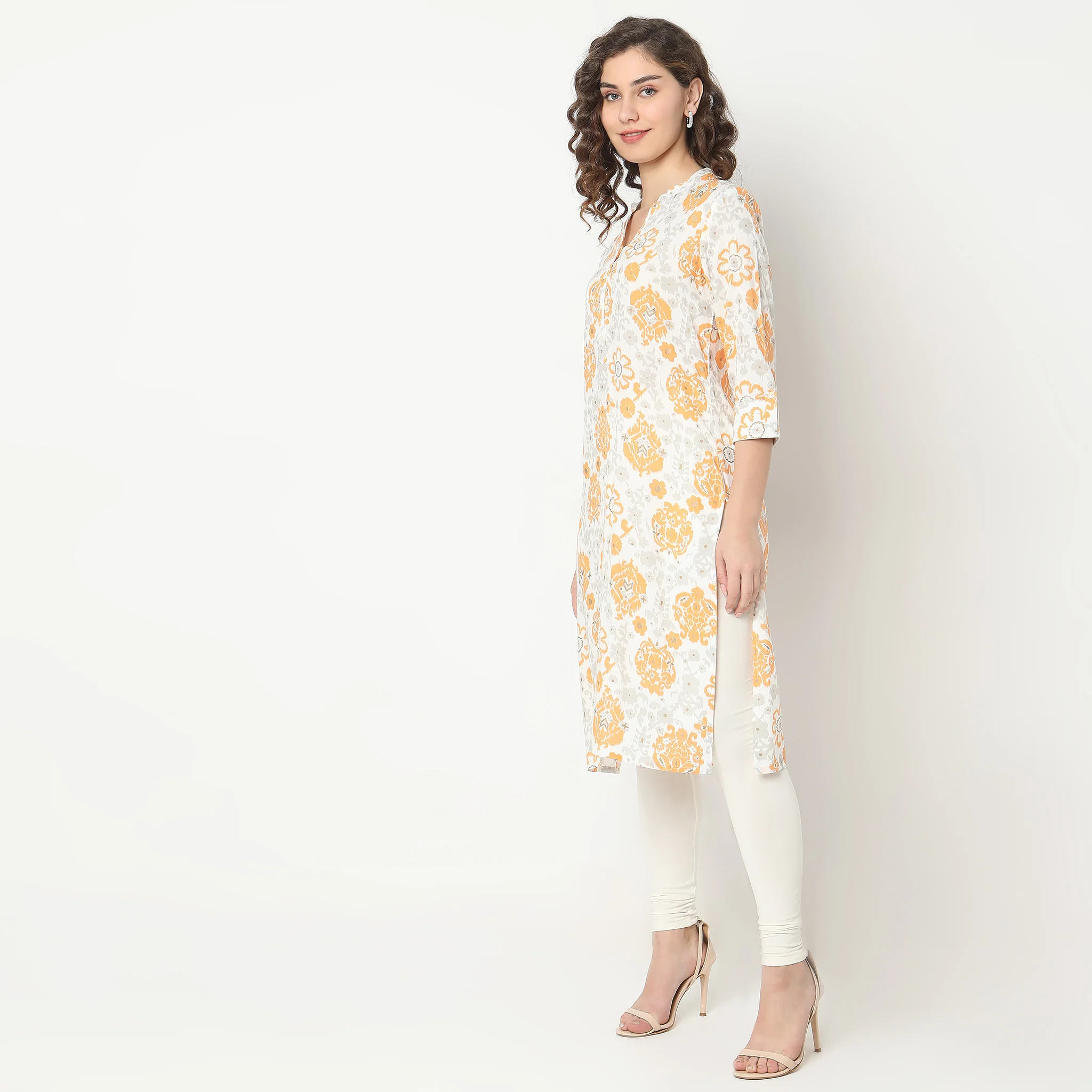 Straight Fit Printed Kurta - Image 5