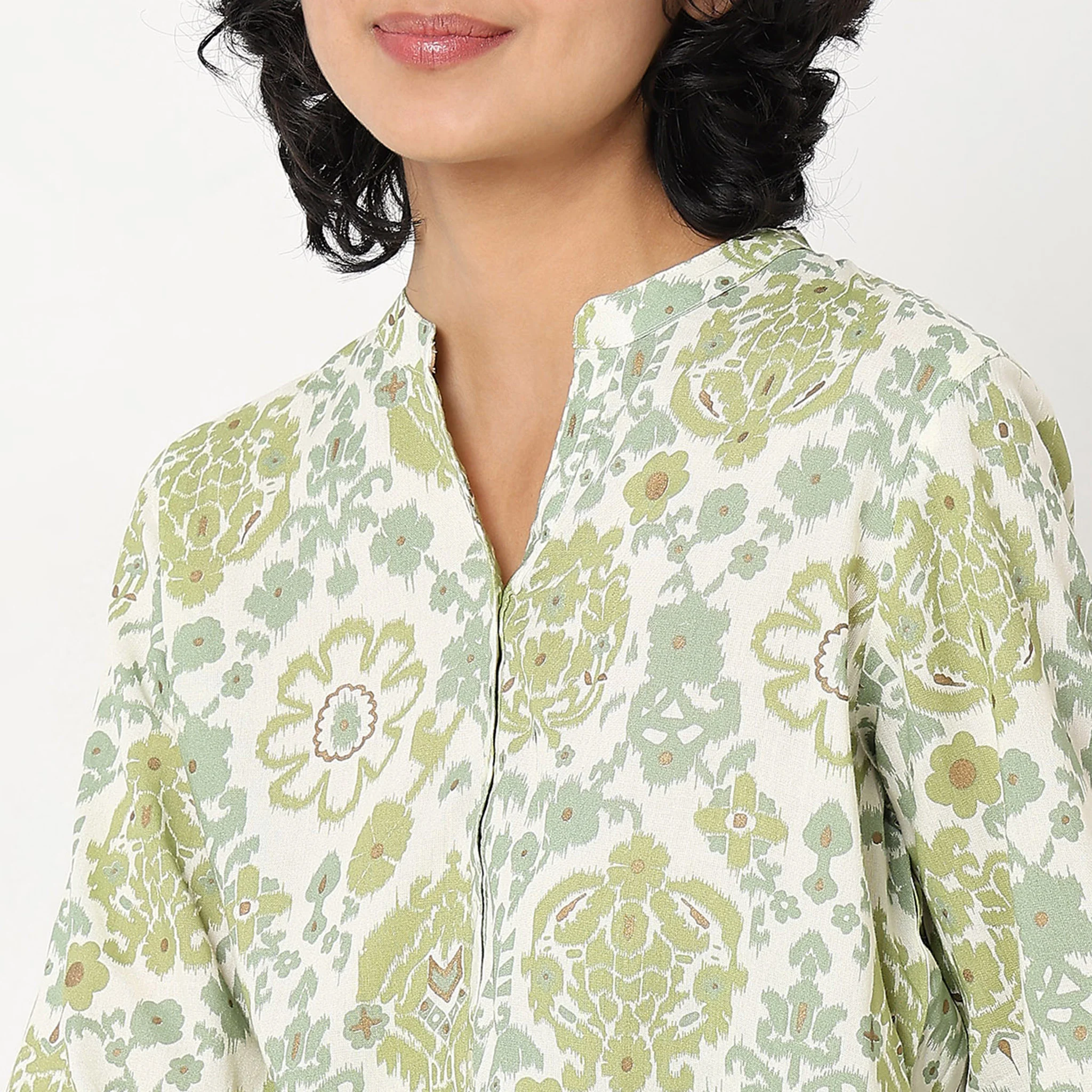 Straight Fit Printed Kurta - Image 9