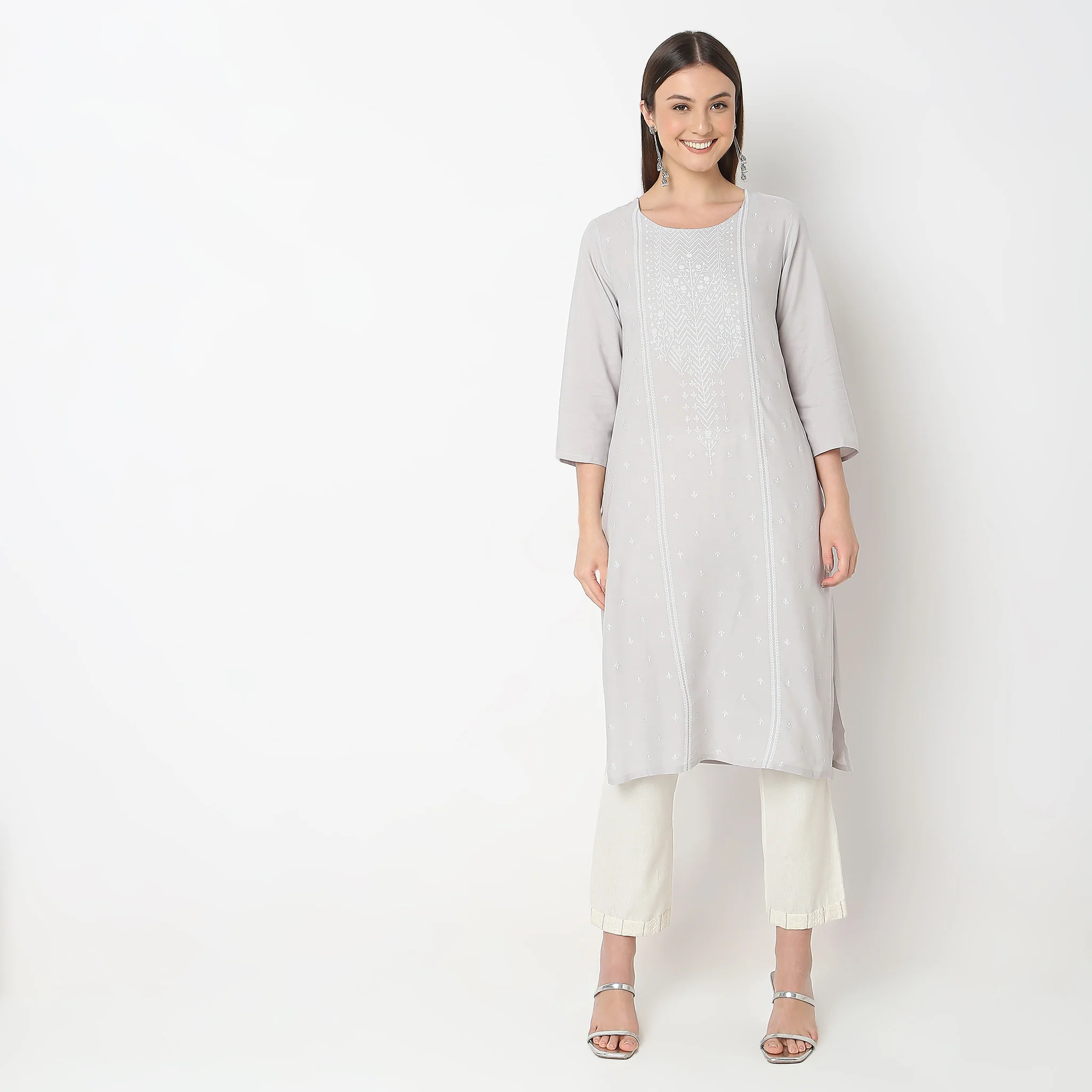 Straight Fit Printed Kurta - Image 2