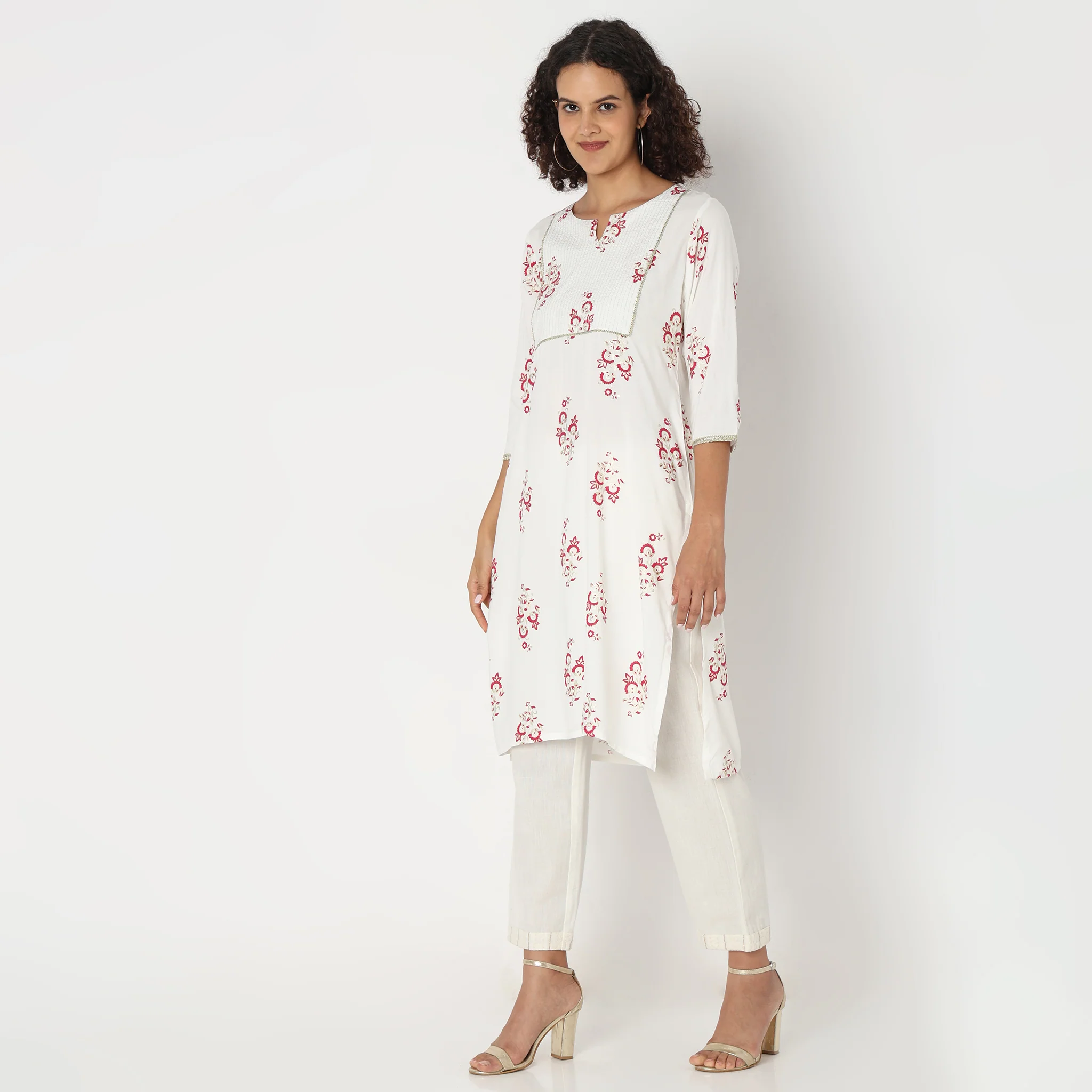 Straight Fit Printed Kurta - Image 10