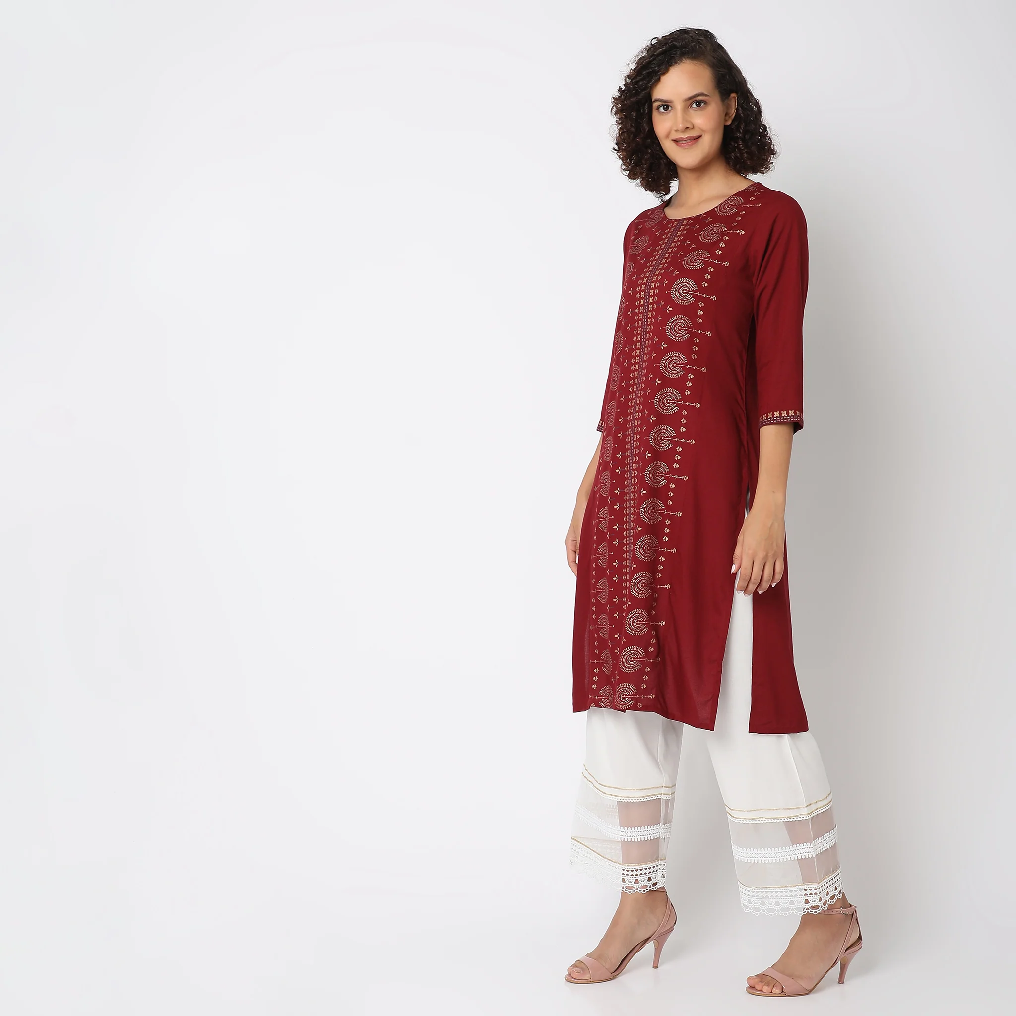 Straight Fit Printed Kurta - Image 5