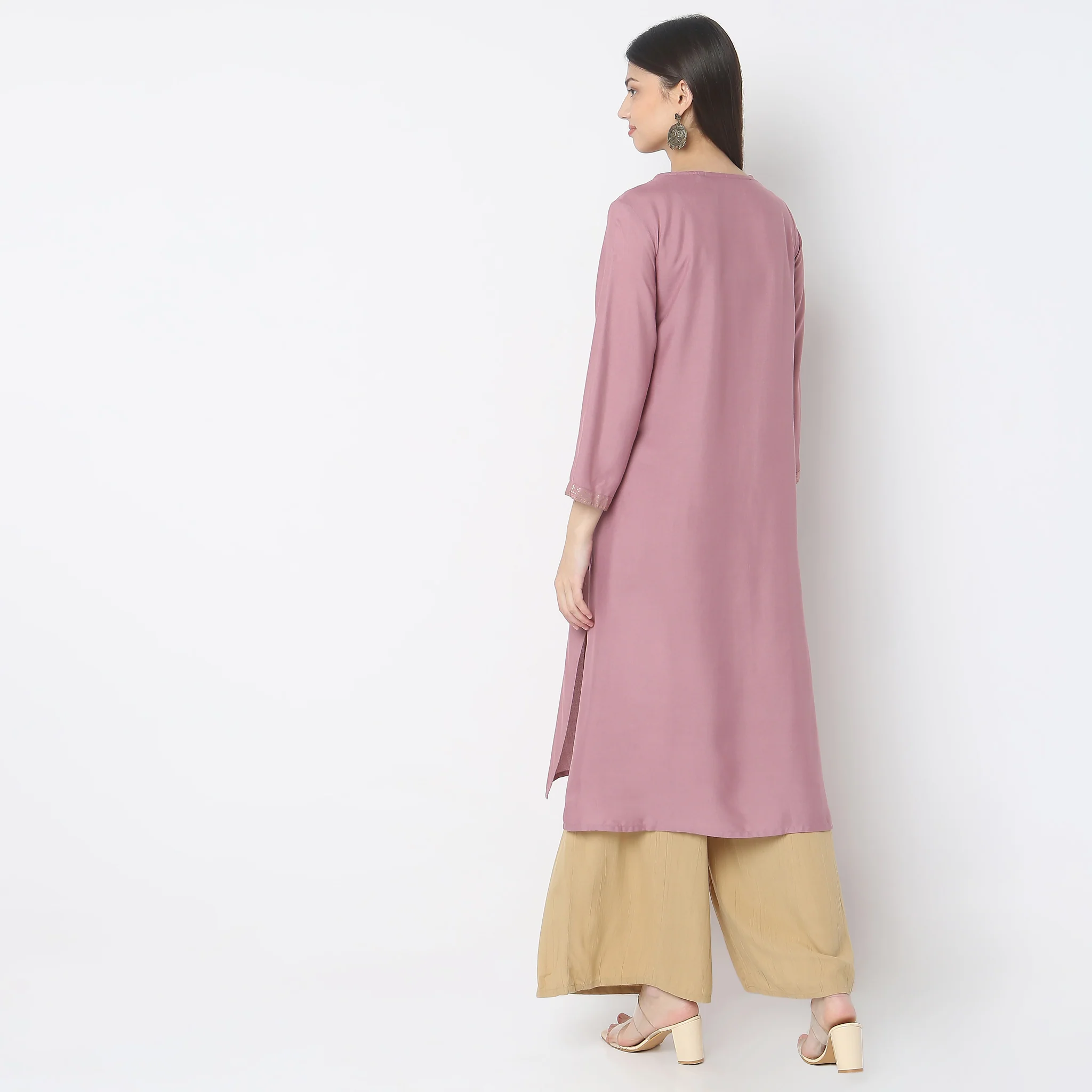 Straight Fit Printed Kurta - Image 3