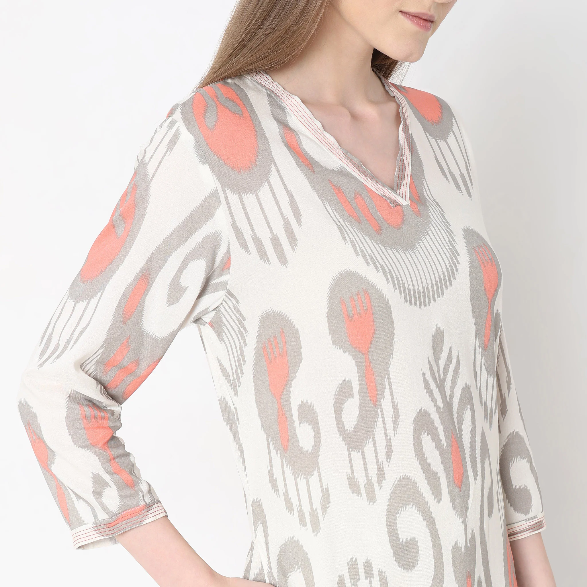 Straight Fit Printed Kurta - Image 4