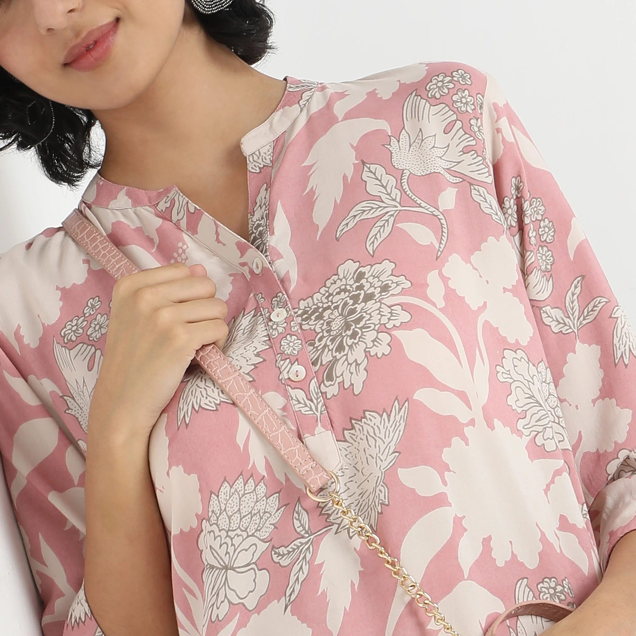 Straight Fit Printed Kurta - Image 4