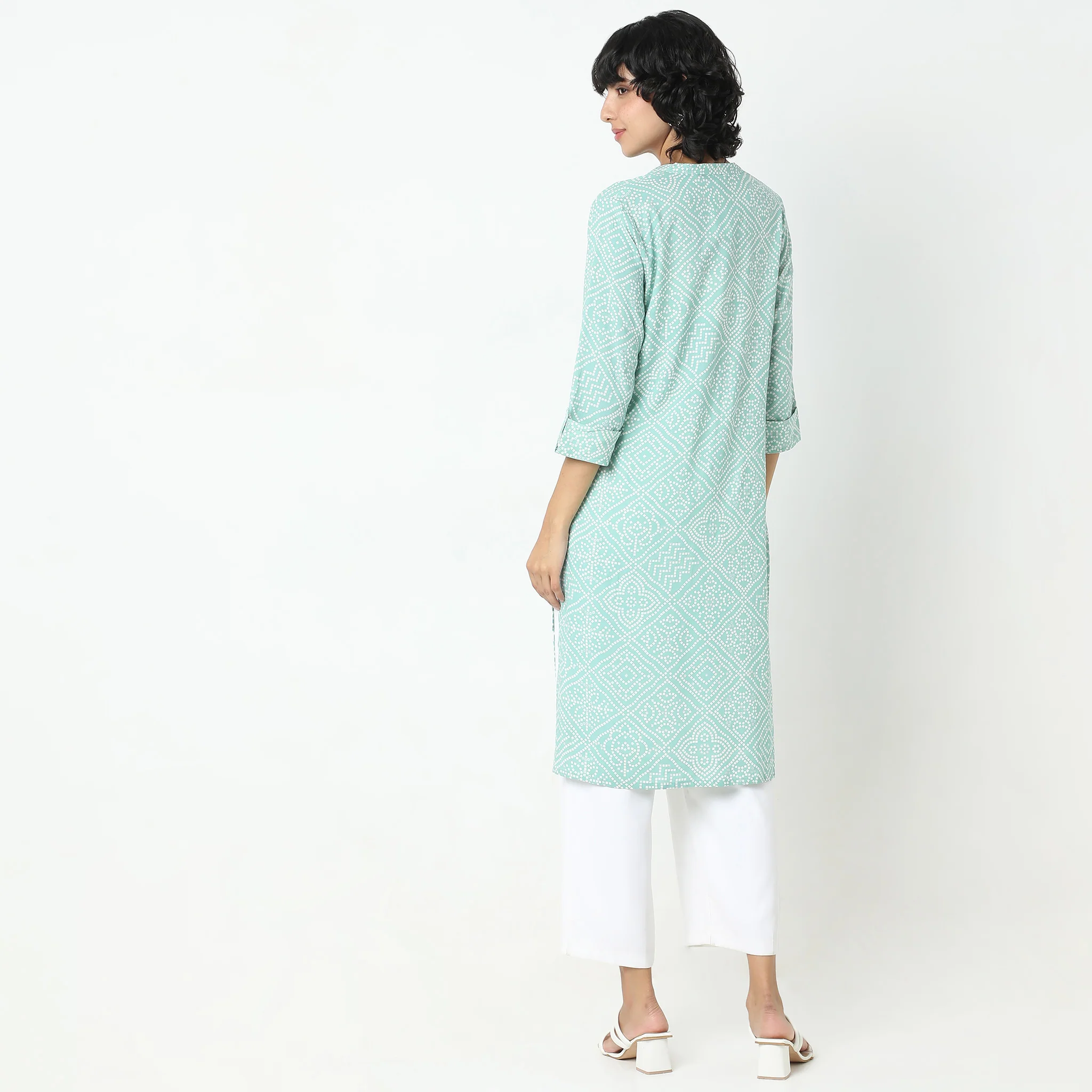 Straight Fit Printed Kurta - Image 8