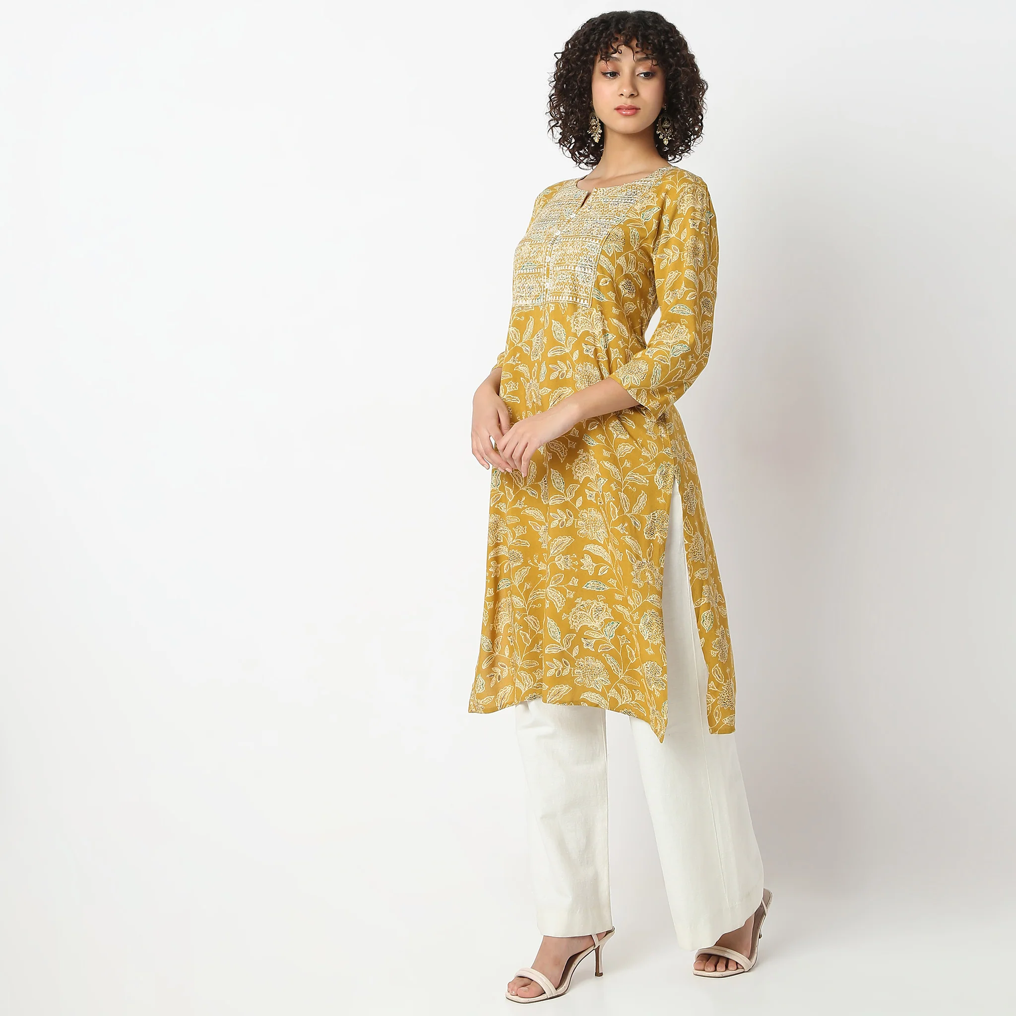 Straight Fit Printed Kurta - Image 5