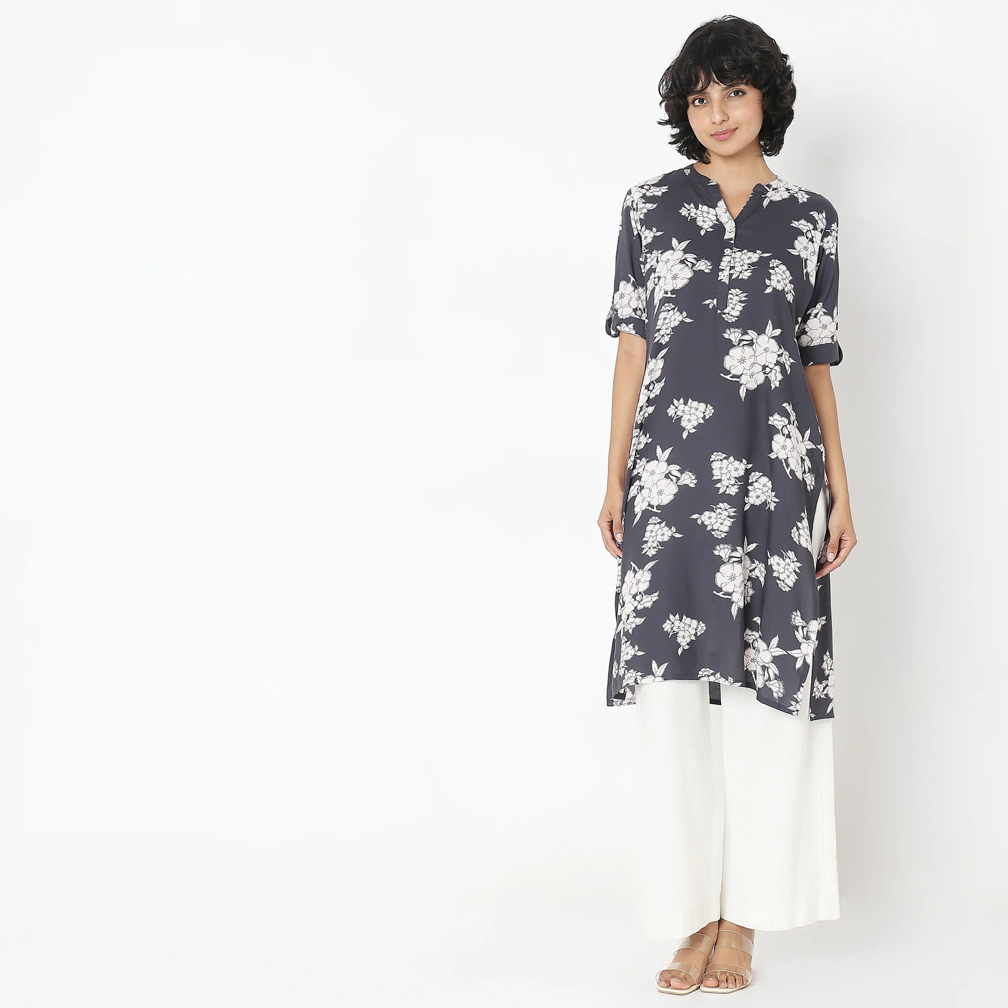Straight Fit Printed Kurta - Image 2