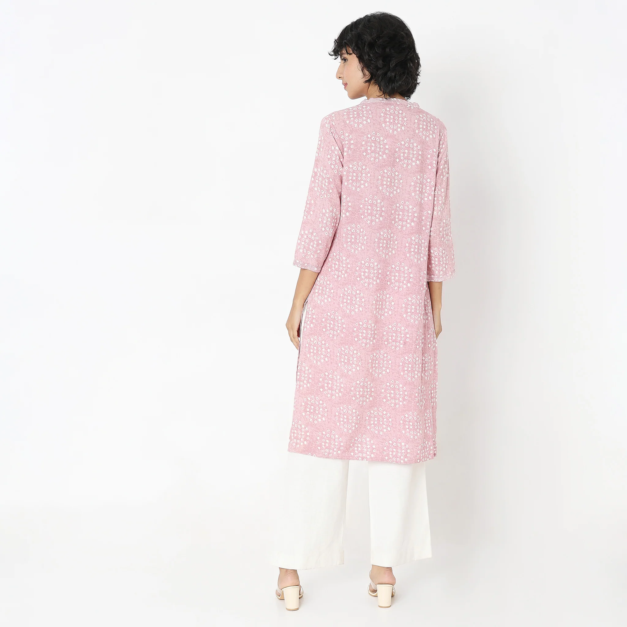 Straight Fit Printed Kurta - Image 3