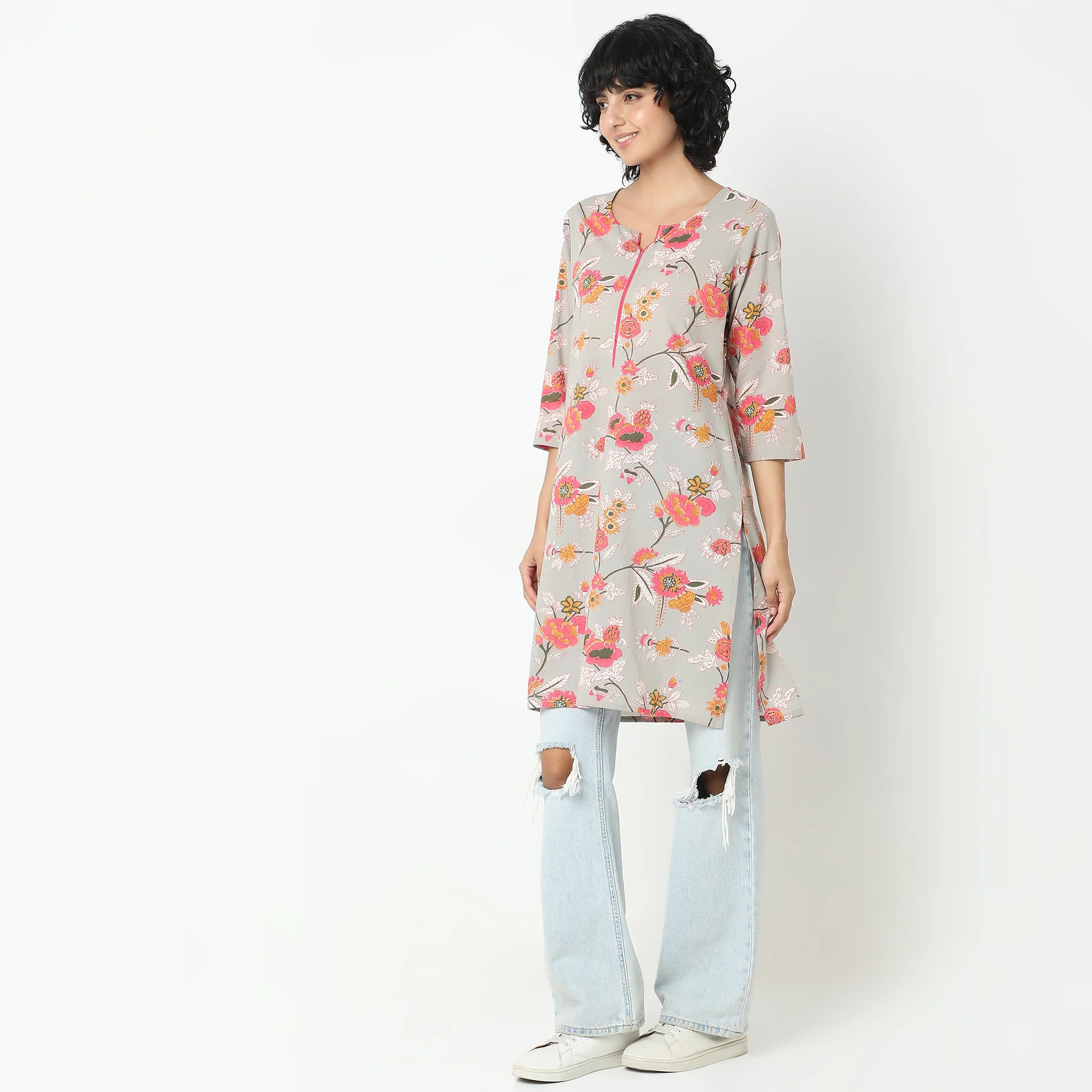 Straight Fit Printed Kurta - Image 5
