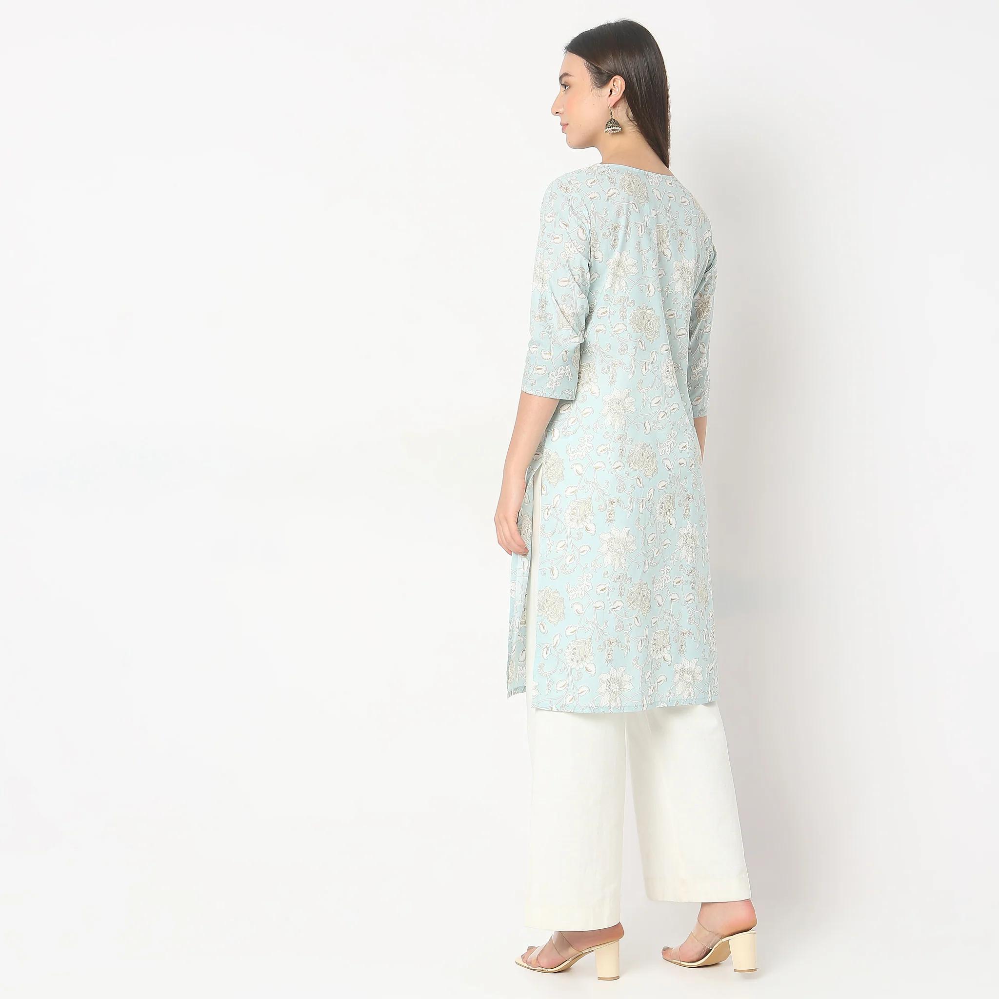 Straight Fit Printed Kurta - Image 3