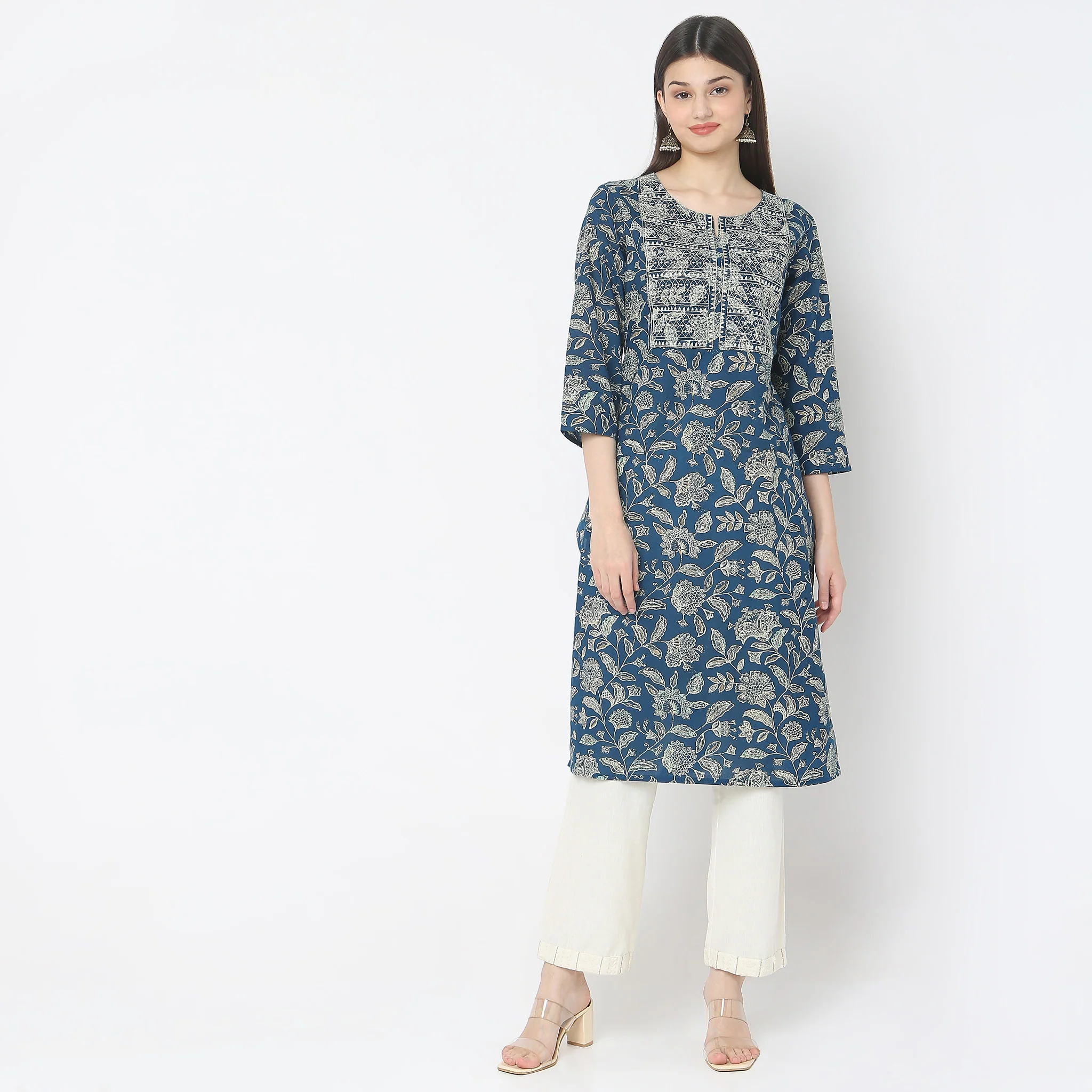 Straight Fit Printed Kurta - Image 2