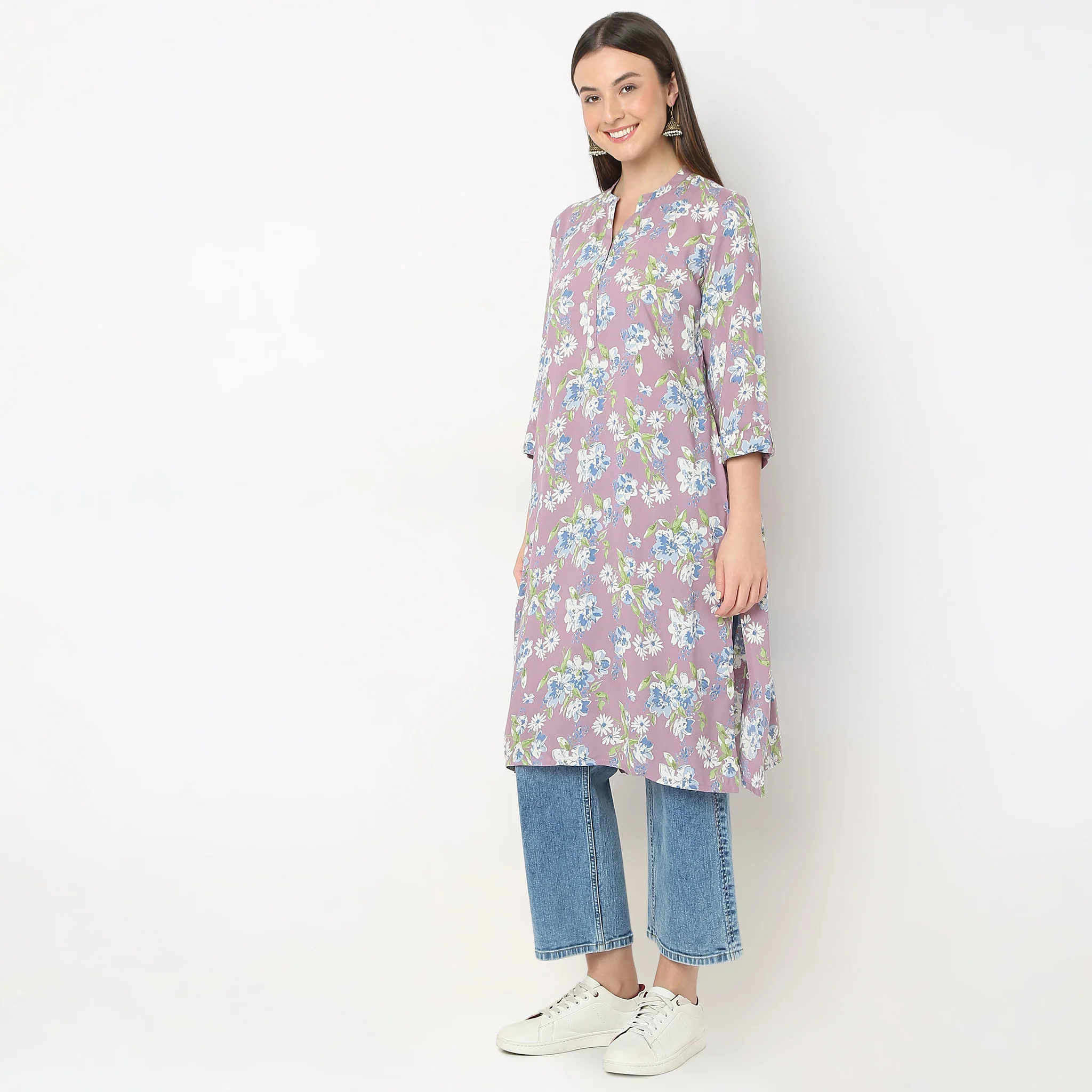 Straight Fit Printed Kurta - Image 5