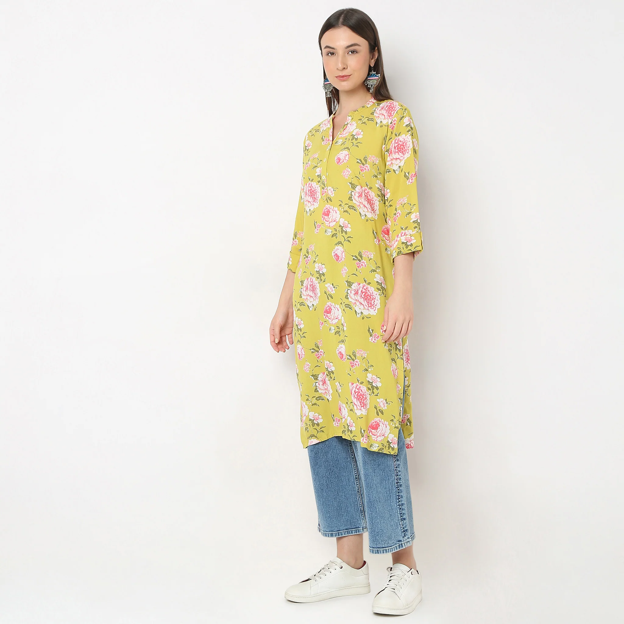 Straight Fit Printed Kurta - Image 5
