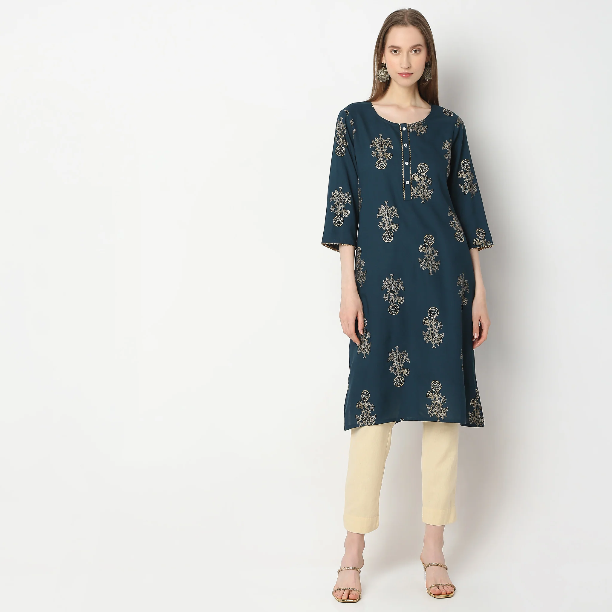 Straight Fit Printed Kurta - Image 2