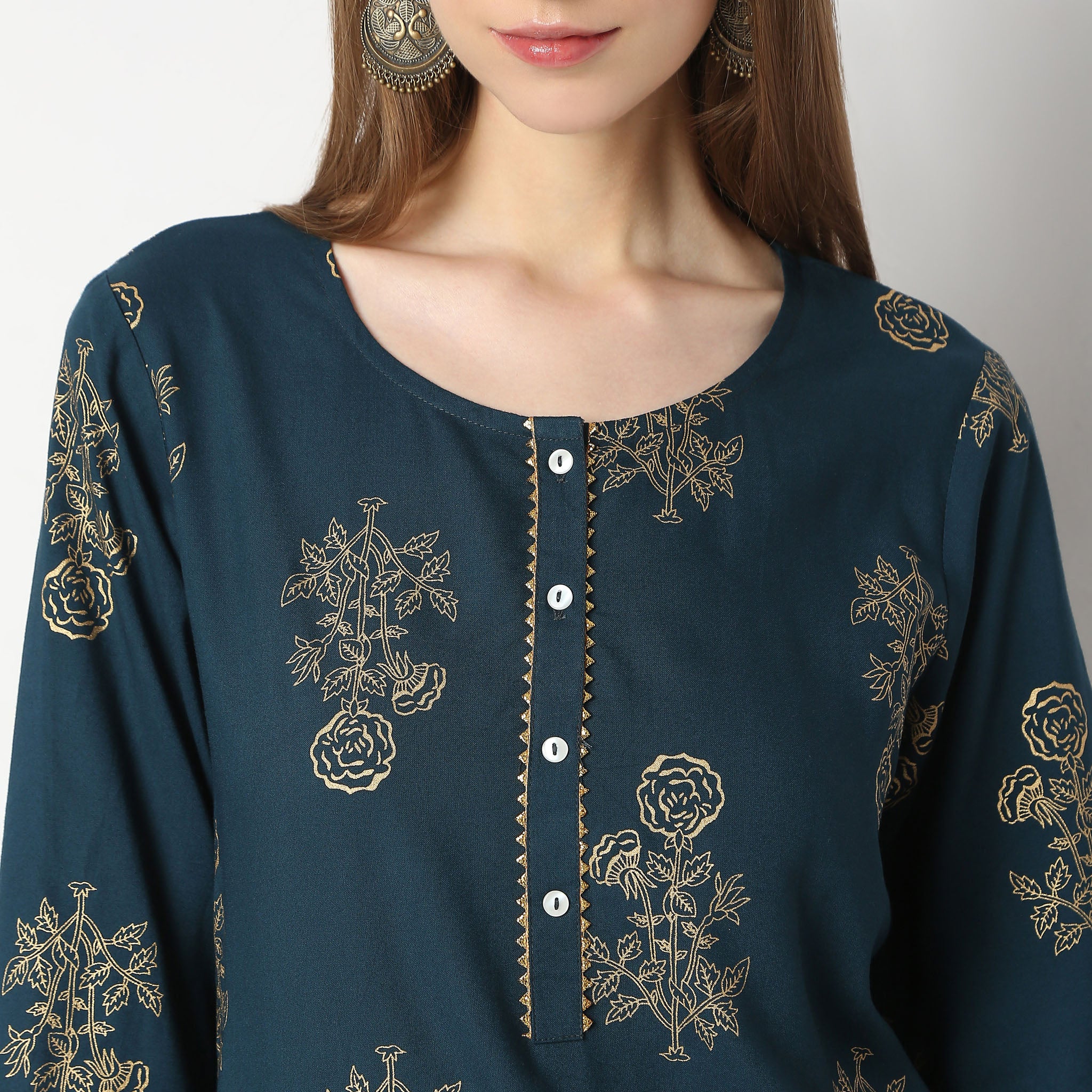 Straight Fit Printed Kurta - Image 4