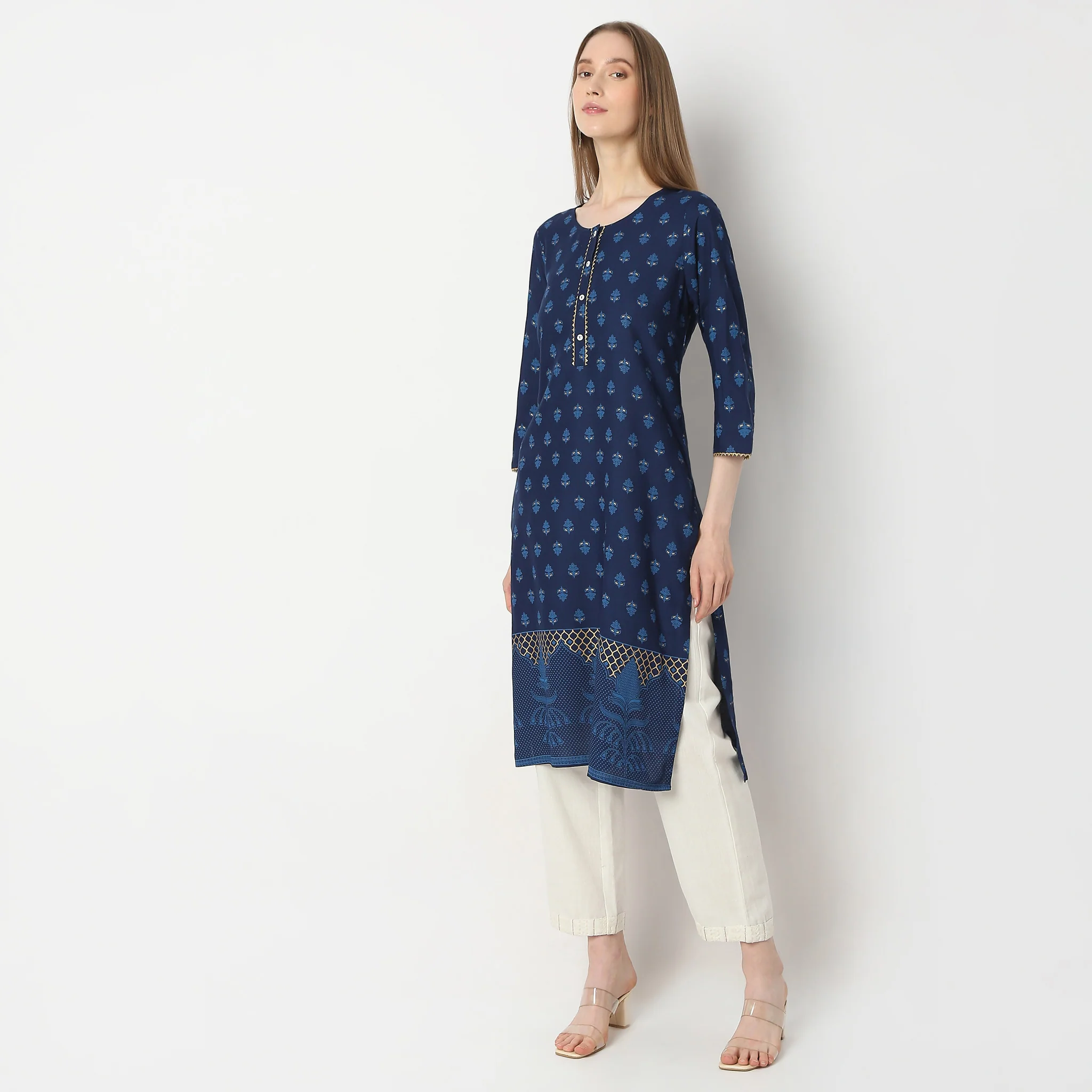 Straight Fit Printed Kurta - Image 5