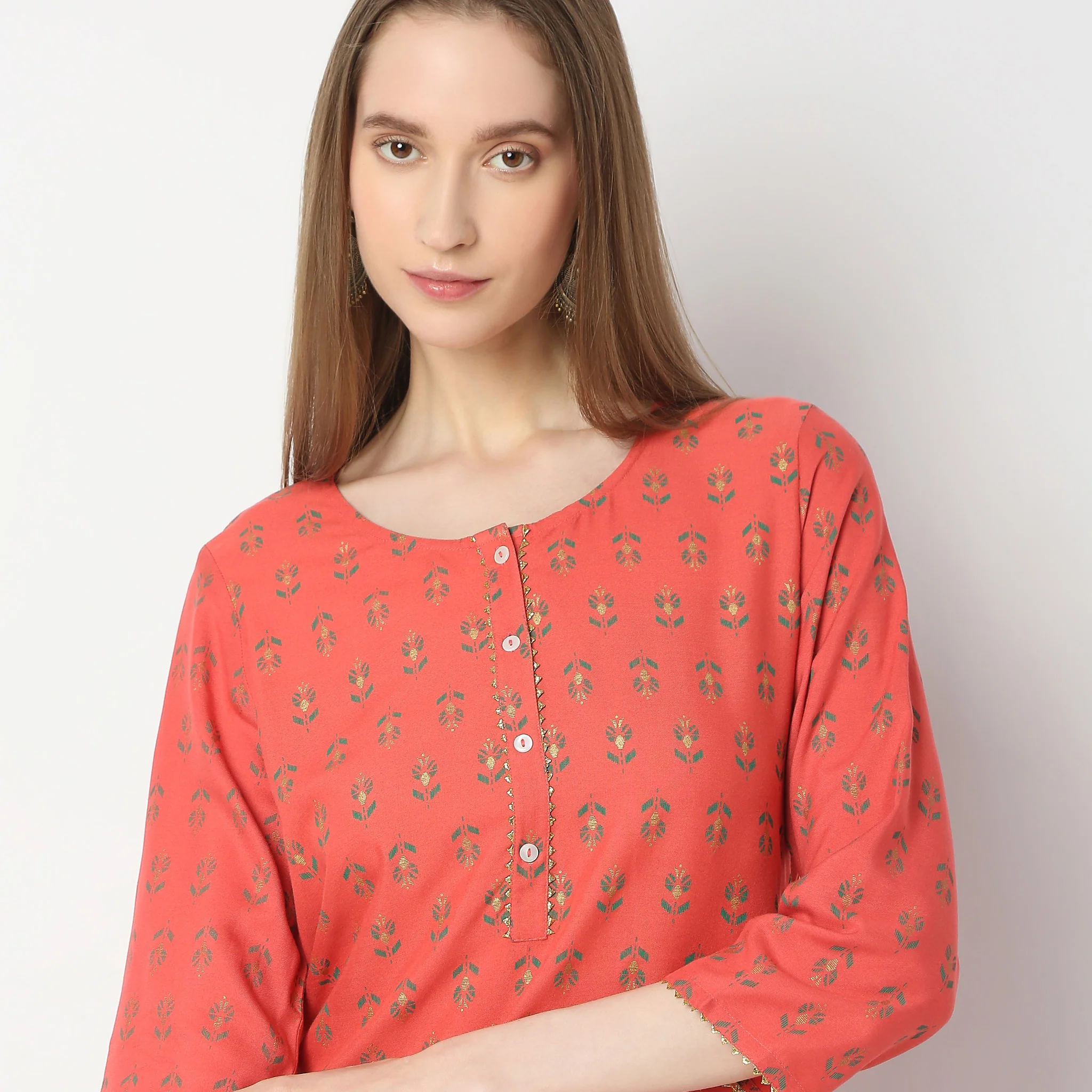 Straight Fit Printed Kurta - Image 4