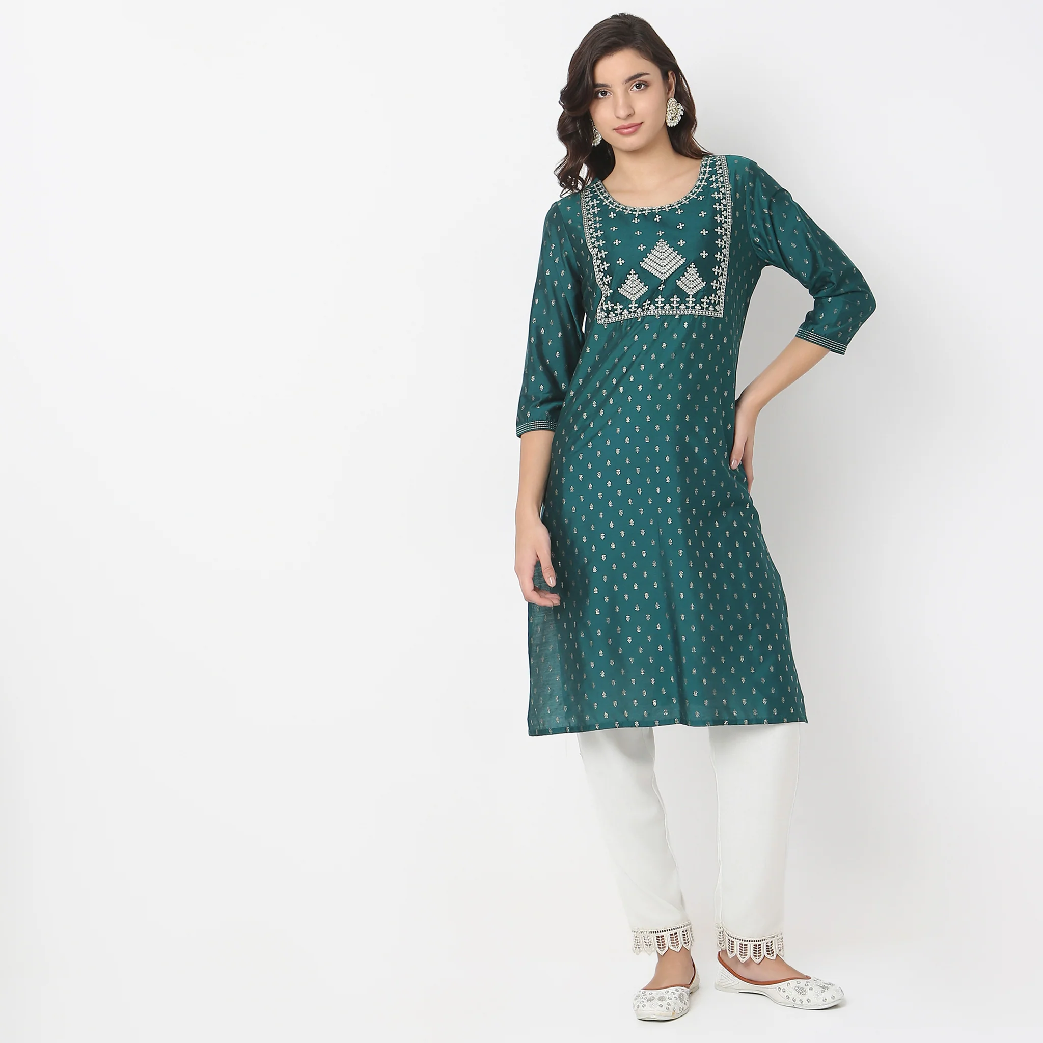 Straight Fit Printed Kurta - Image 2