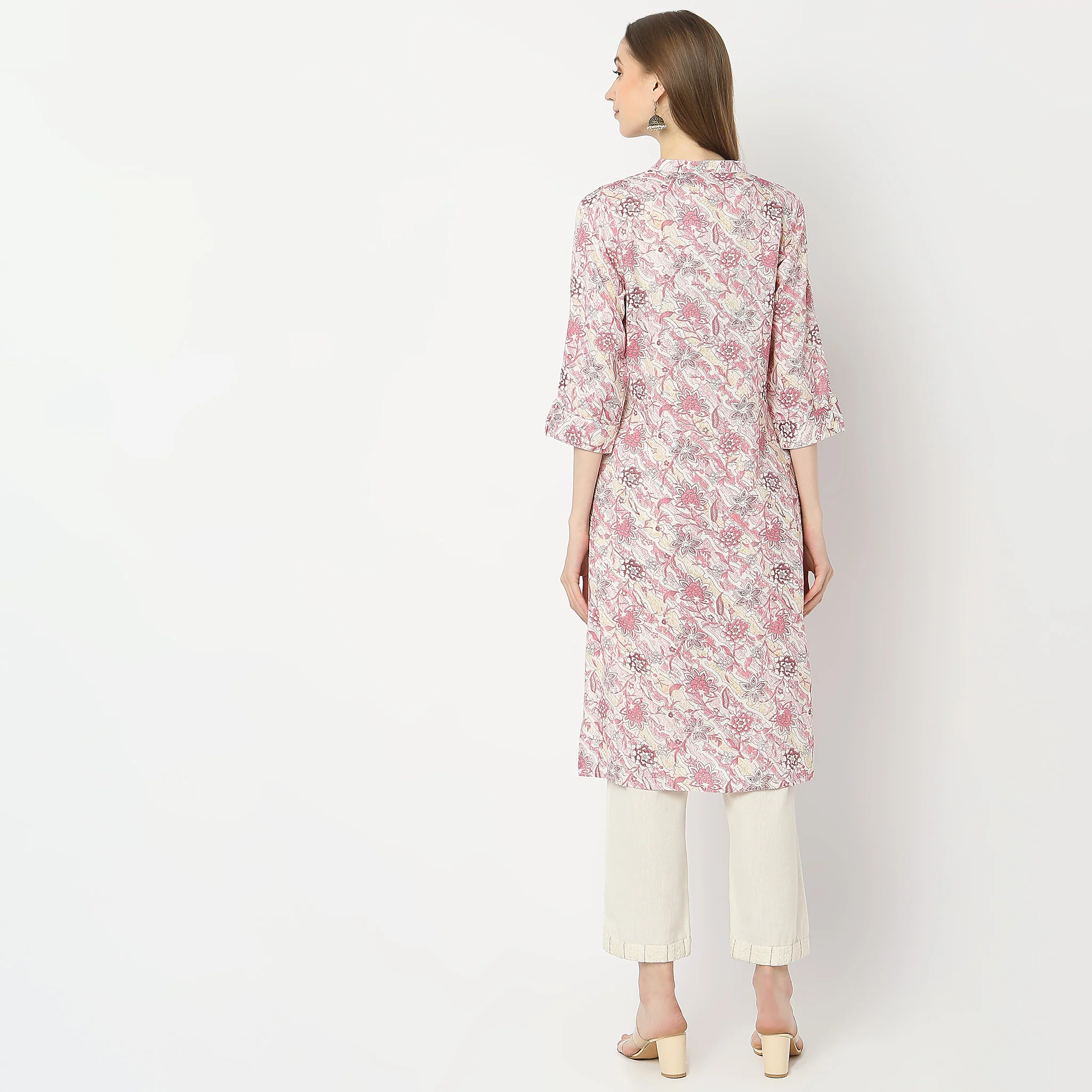 Straight Fit Printed Kurta - Image 3