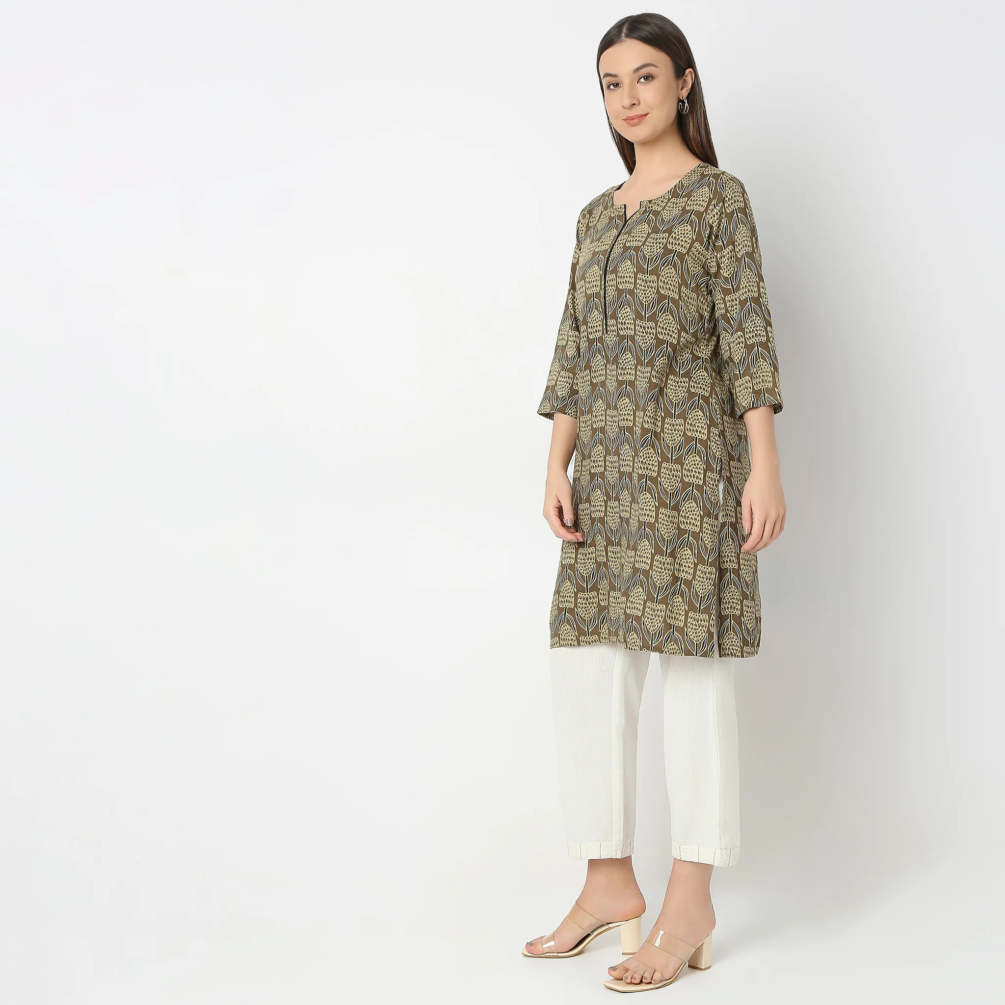 Straight Fit Printed Kurta - Image 5