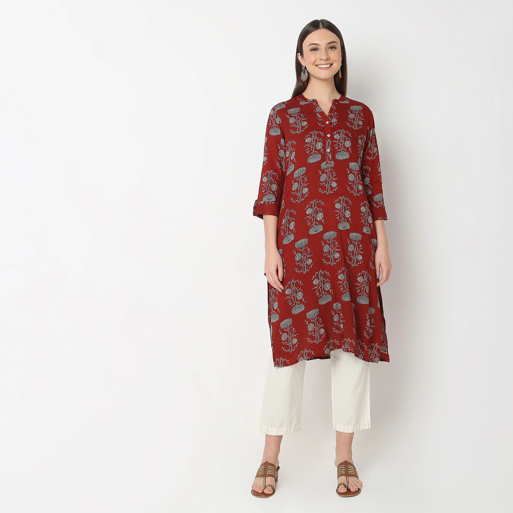 Straight Fit Printed Kurta - Image 2