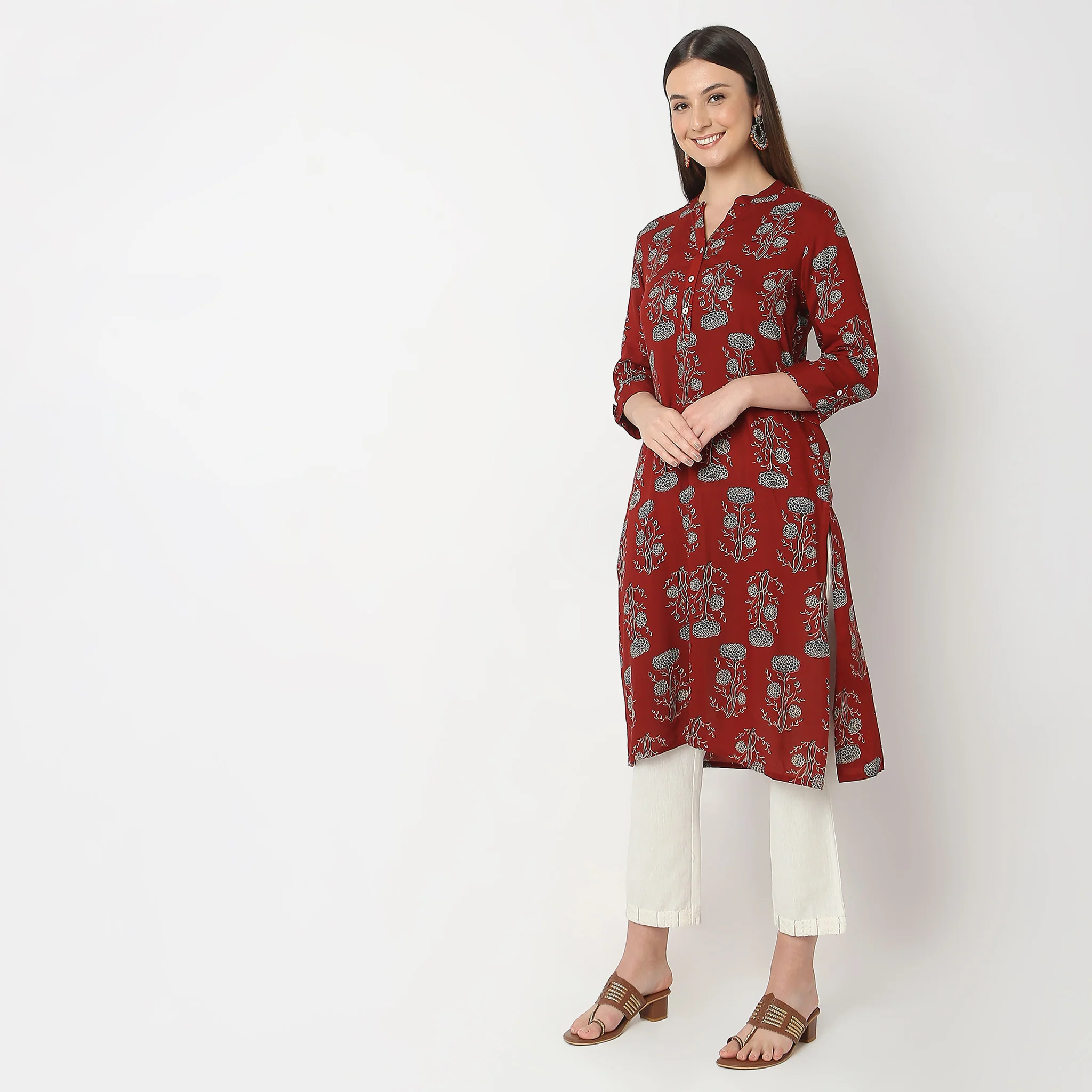 Straight Fit Printed Kurta - Image 5