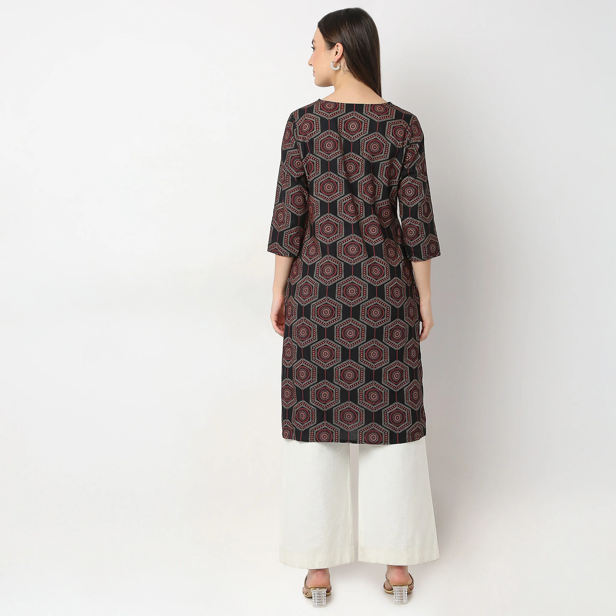 Straight Fit Printed Kurta - Image 3