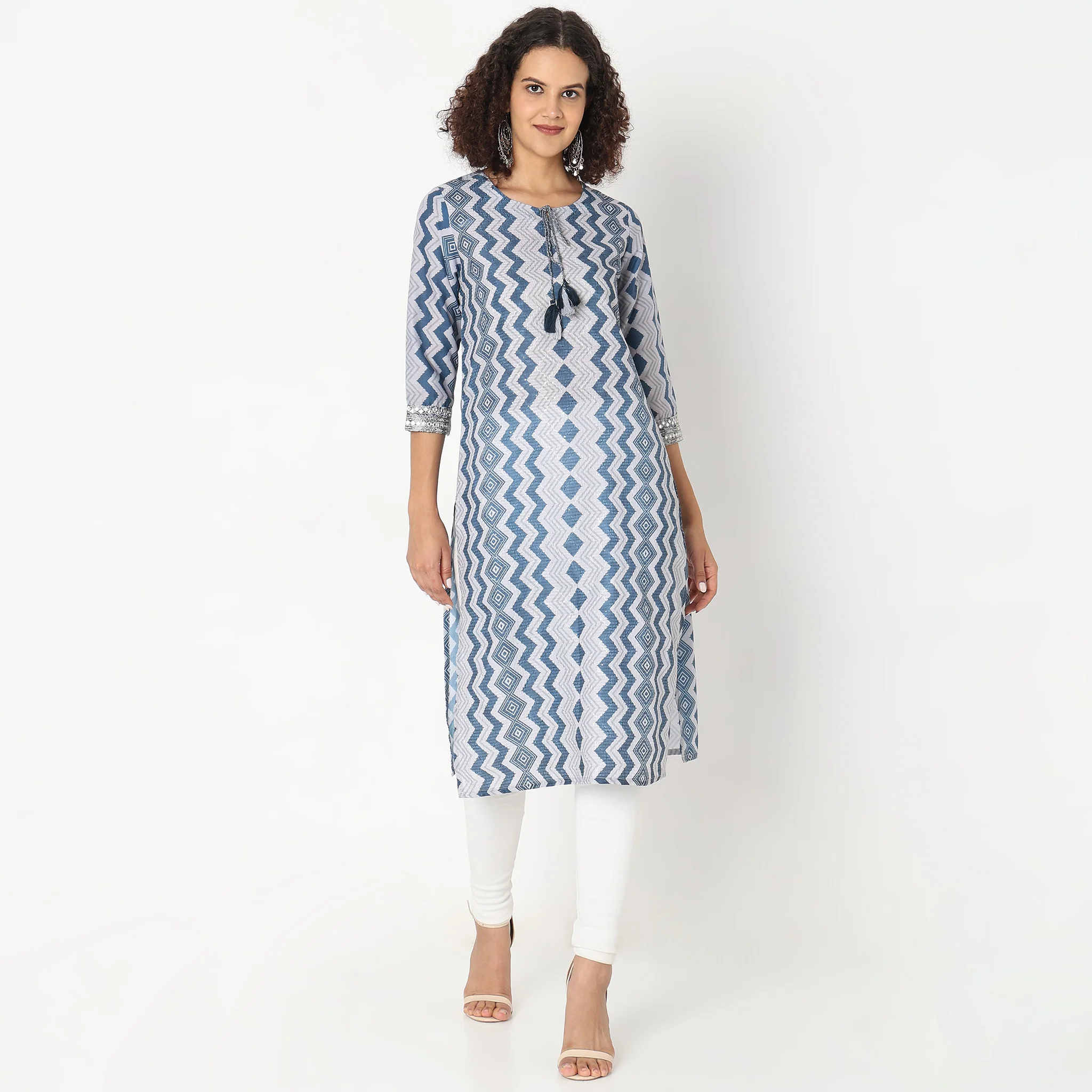 Straight Fit Printed Kurta - Image 2